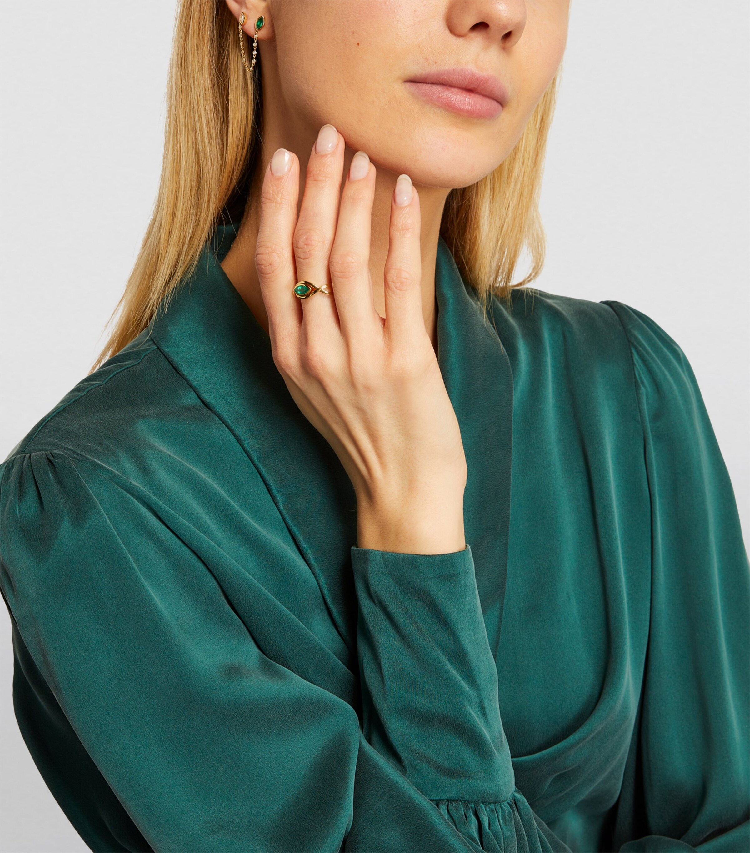 Yellow Gold and Emerald Marquise Ring YELLOW GOLD Image 4