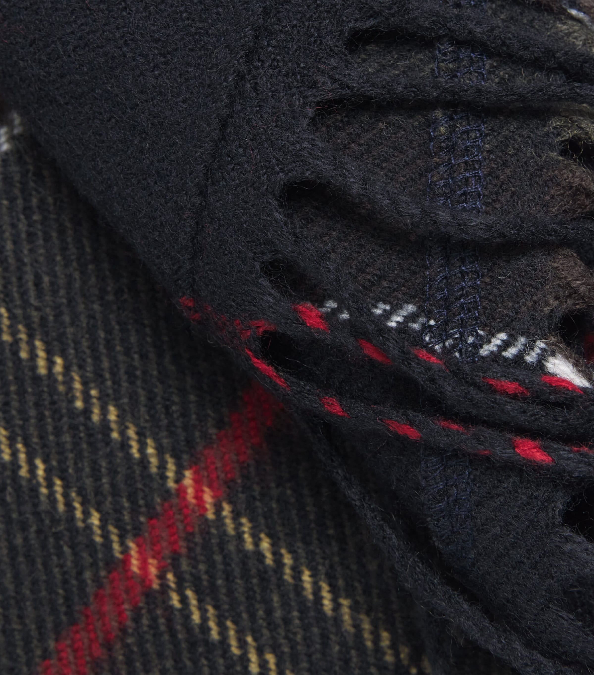 Barbour Triangle Kirklees Tartan Scarf Classic Tartan Image 2