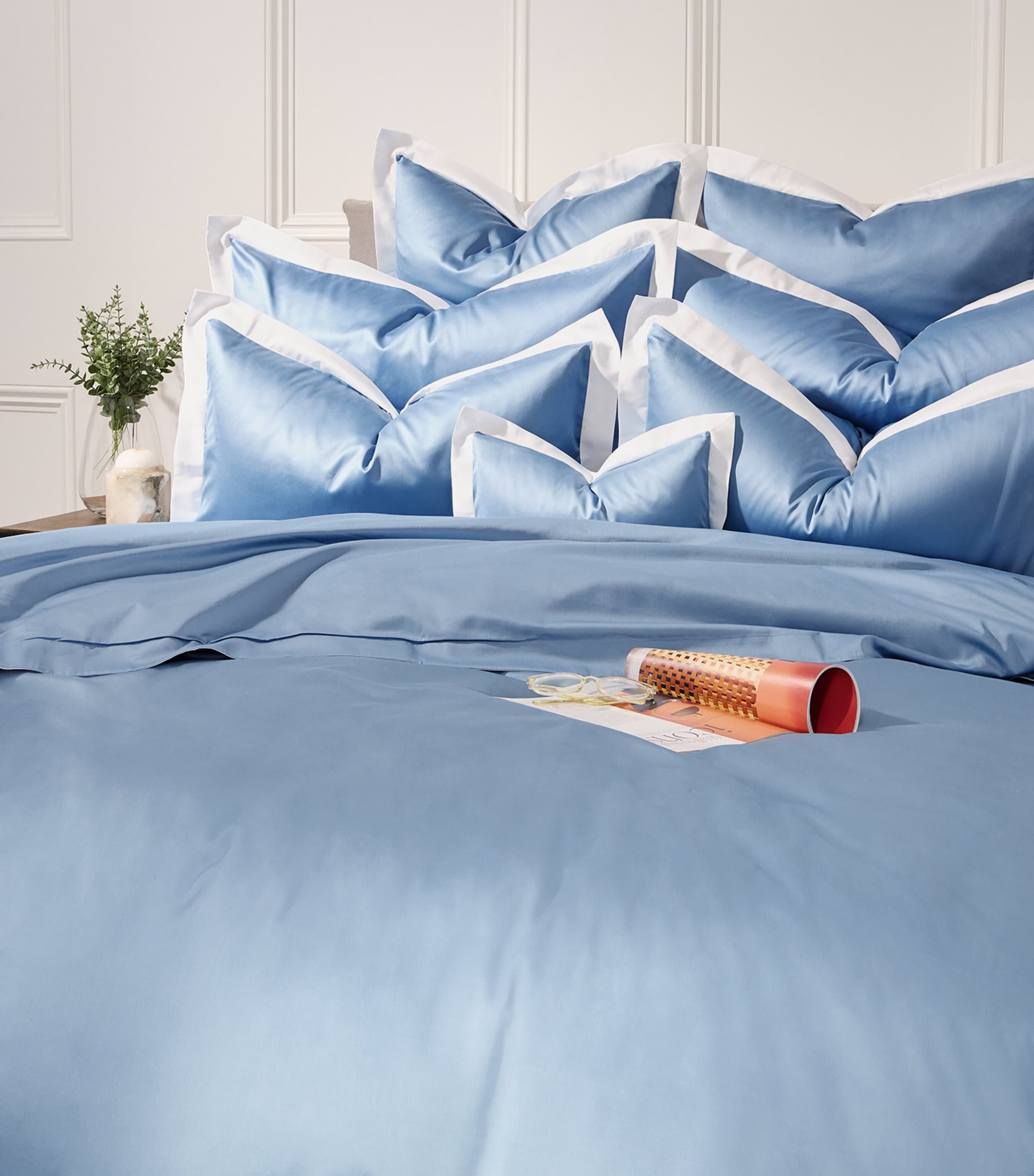 Celso De Lemos Emma King Duvet Cover (230cm x 220cm) Ciel Image 3
