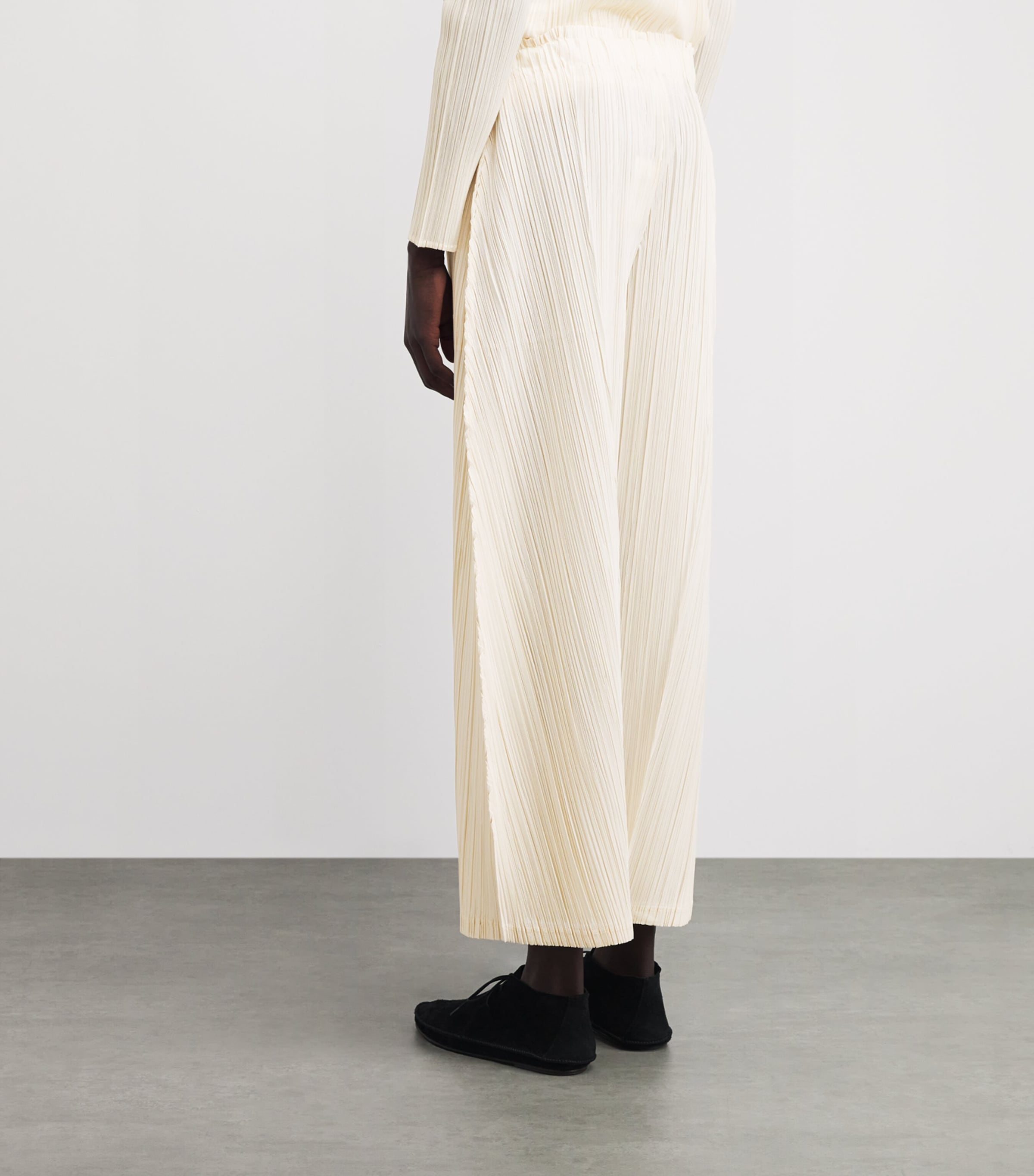 PLEATS PLEASE ISSEY MIYAKE プリーツパンツサイズ2 Pleats Please Issey Miyake Neutral Thicker Bottoms 2 Trousers
