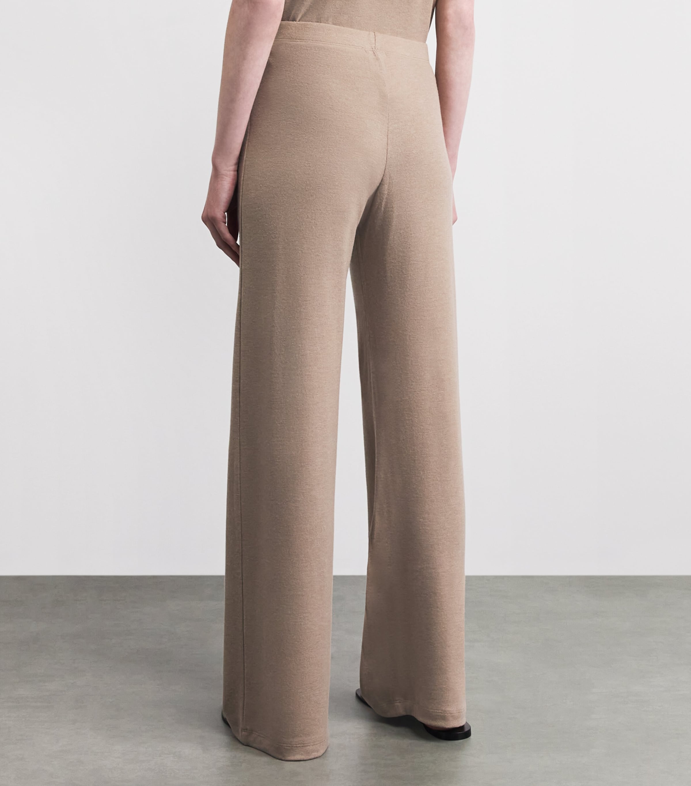 LESET Womens Lauren Wide-Leg Lounge Trousers Sable Image 5