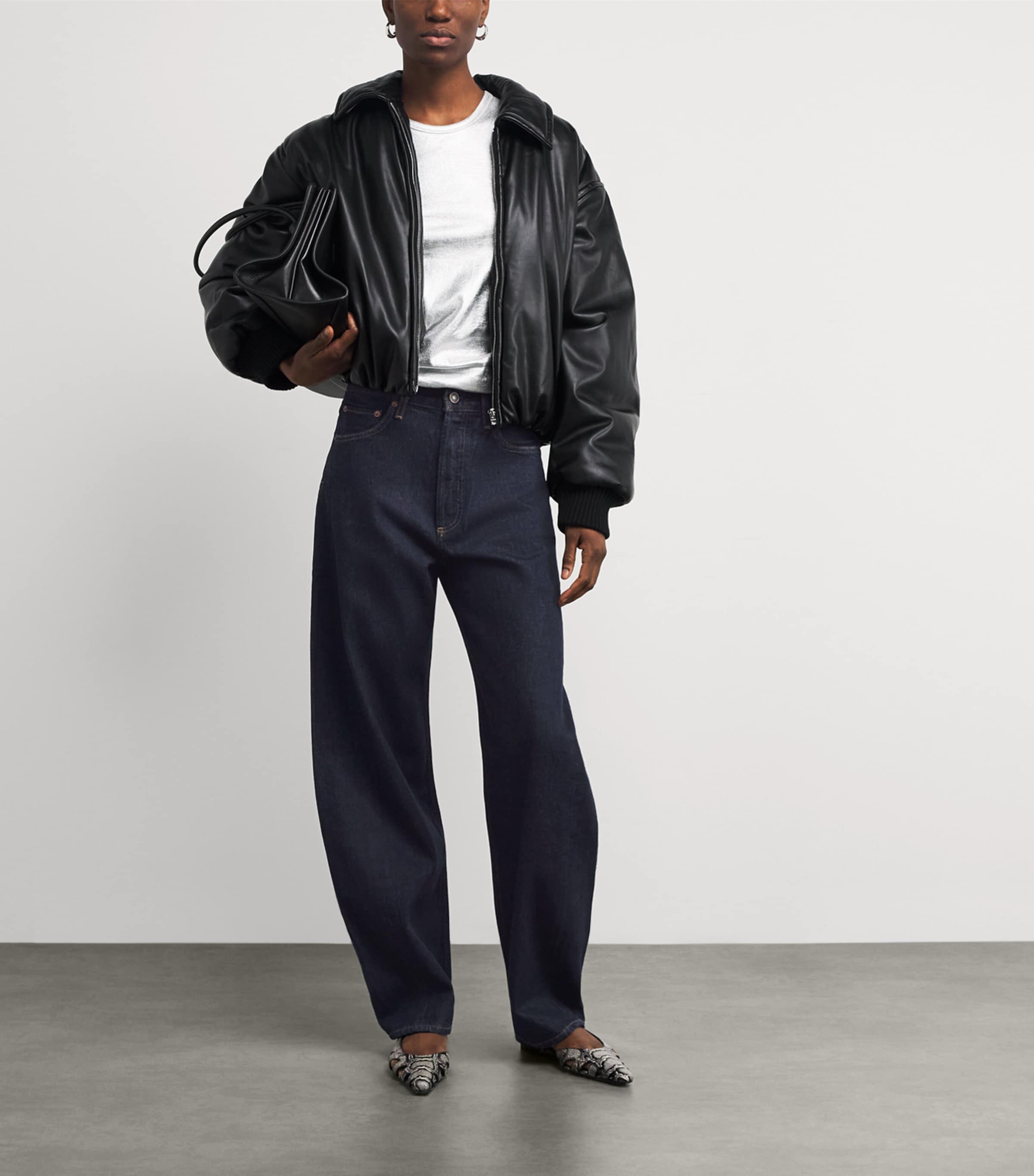 Luna Pierced Tapered Jeans NSER Image 2