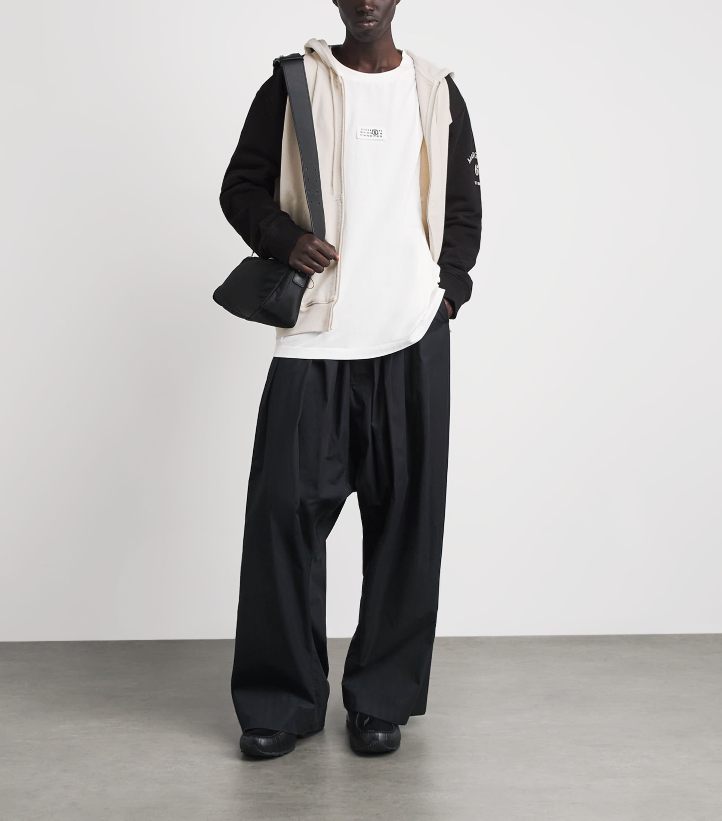 MM6 Maison Margiela Mens Cotton Two-Tone Zip-Up Hoodie Ecru/black Image 2