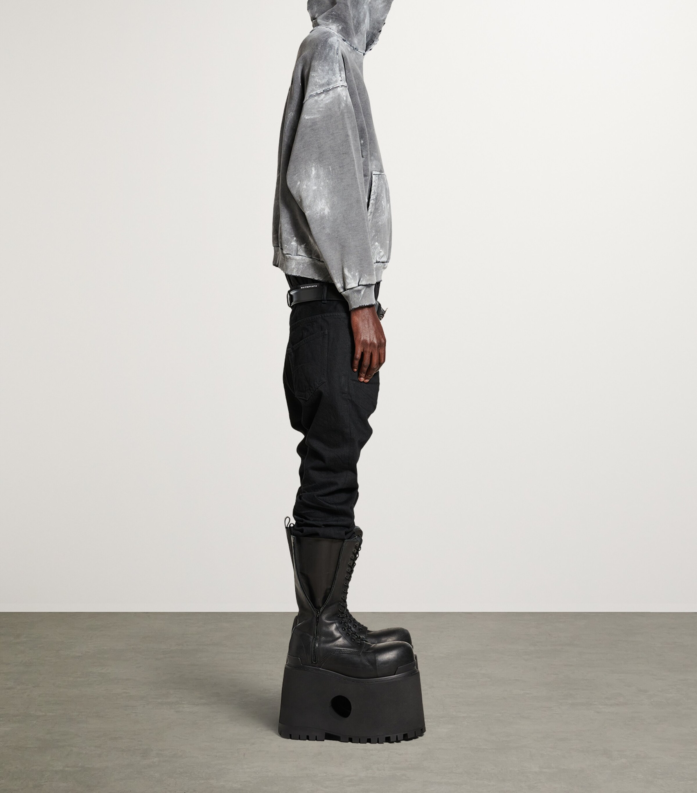 Balenciaga Mens Cotton Distressed Logo Hoodie Image 6