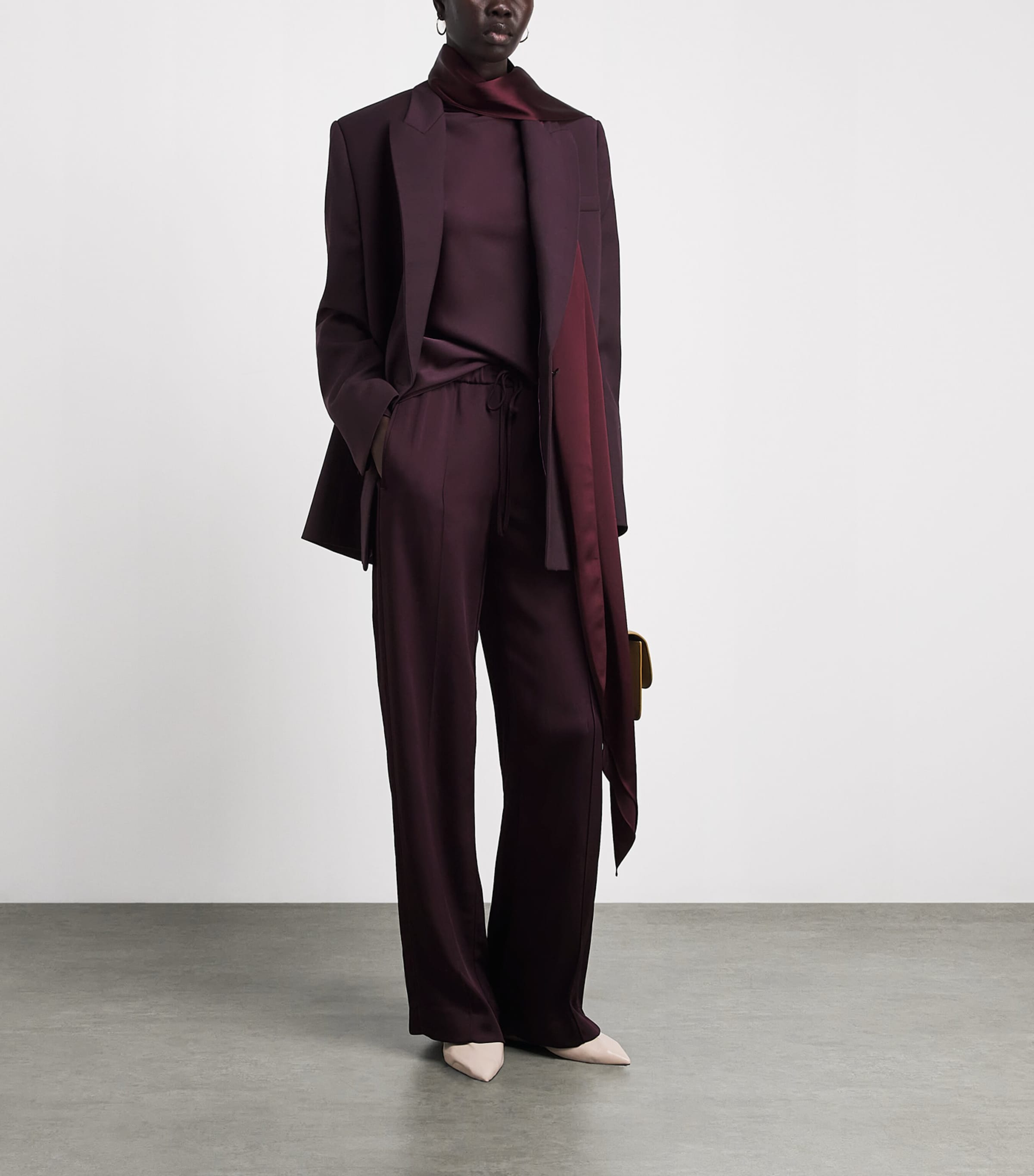 Vince Womens Utility Drawstring Trousers Blackberry Image 2