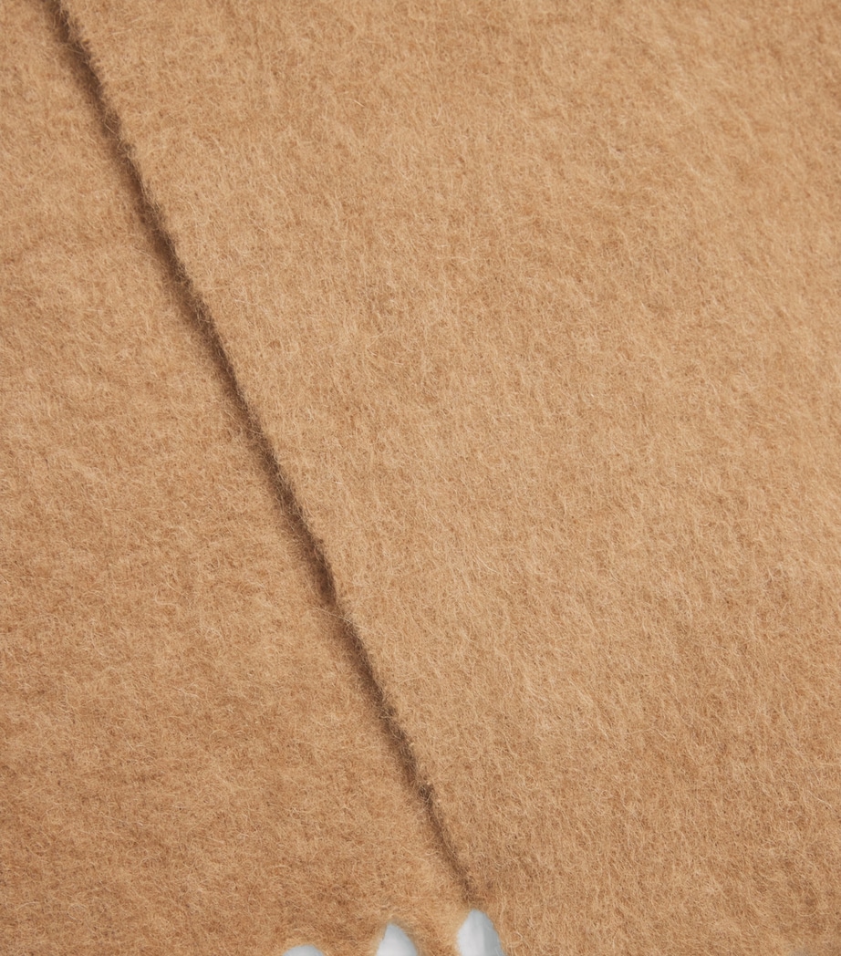 Alpaca-Blend Ami de Coeur Scarf 280 - CAMEL Image 4