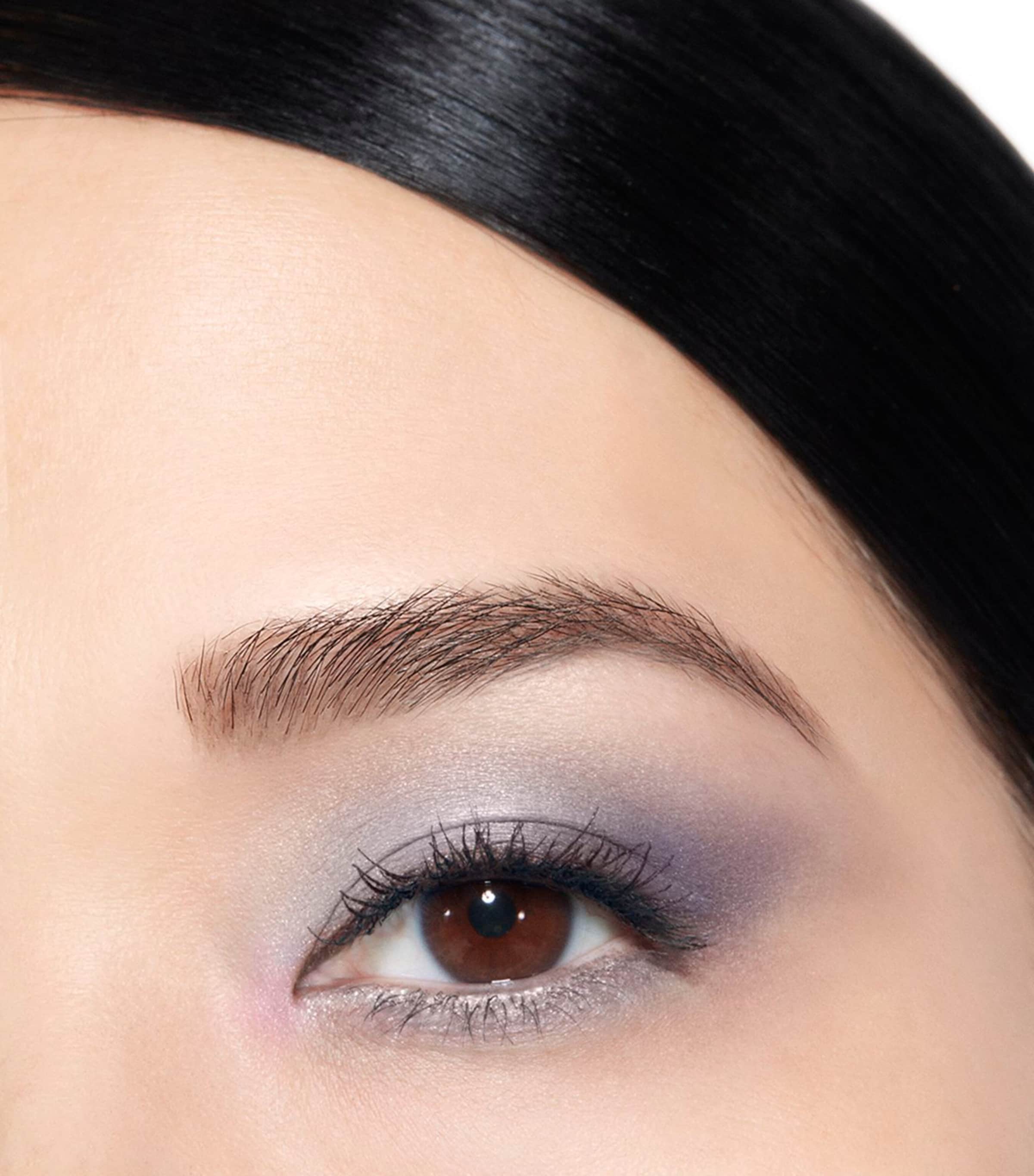 新製品限定　CHANEL LES 4 OMBRES 19 DENIM DREAM CHANEL LES 4 OMBRES DENIM DREAM Eyeshadow Palette | Harrods US