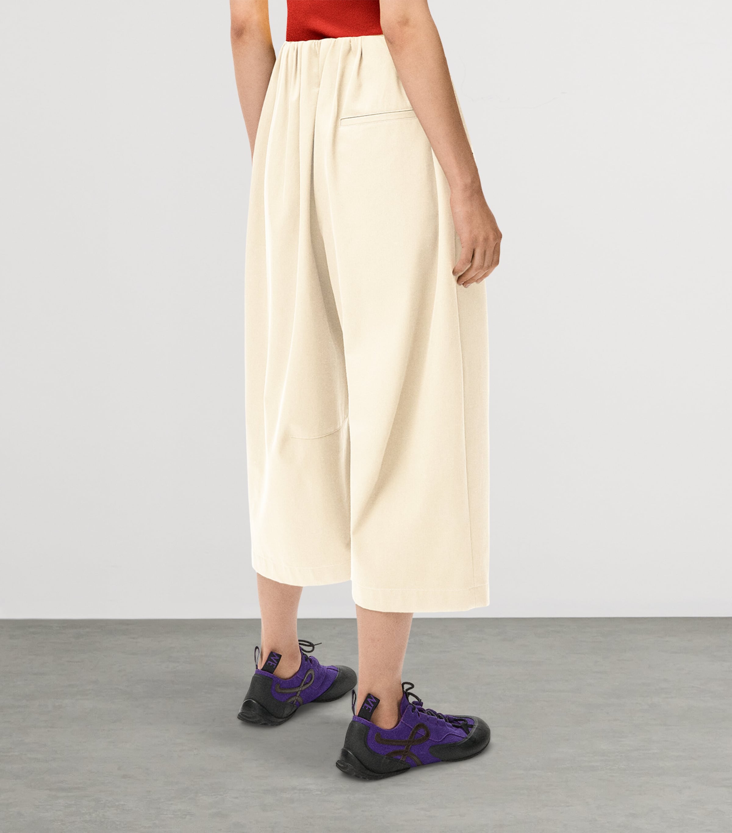 LOEWE Womens Cropped Belted Trousers Ivory Image 4