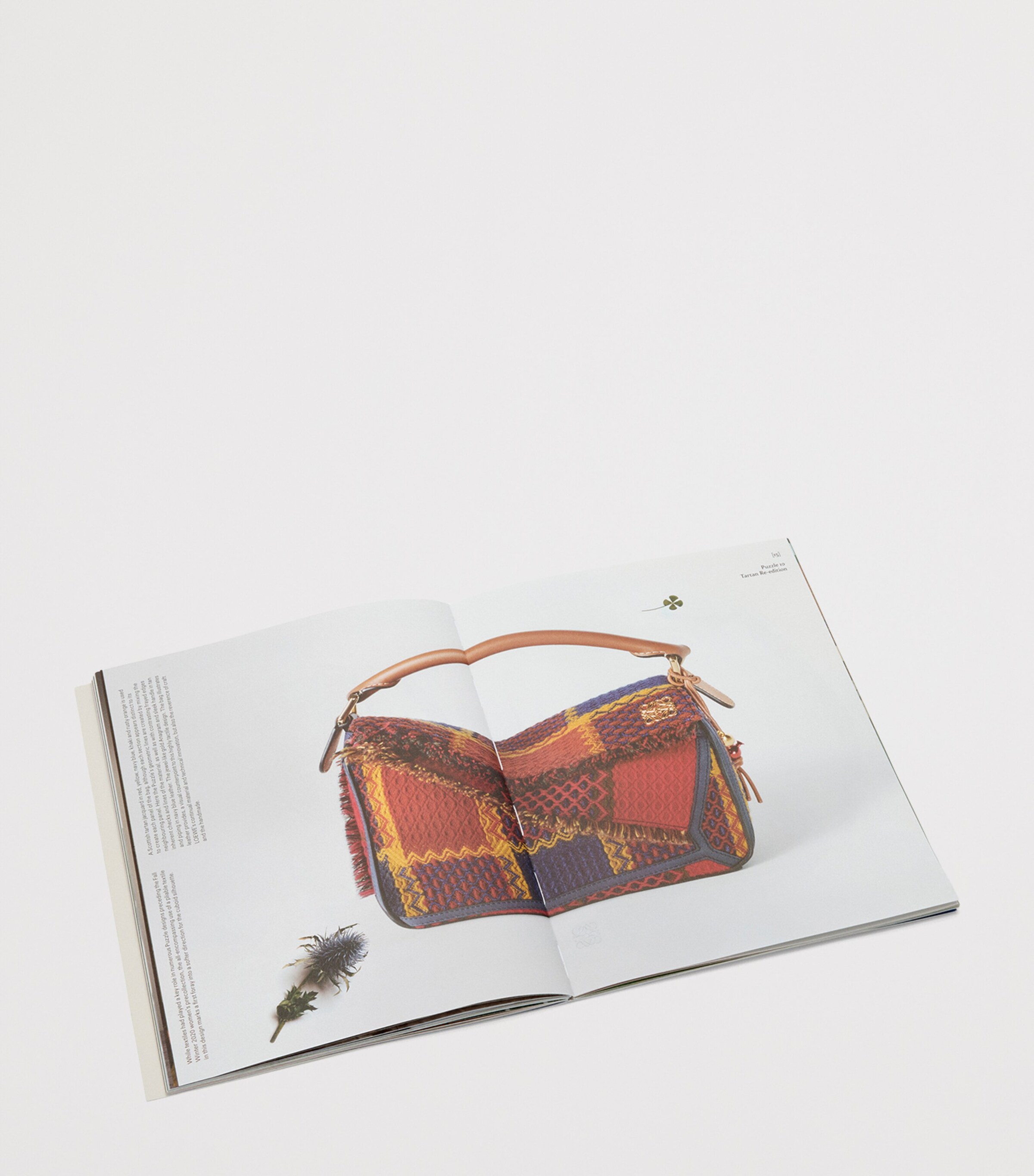 限定生産【LOEWE】Puzzle10 (15) Tartan Puzzle 10 Tartan re-edition bag in wool and classic calfskin
