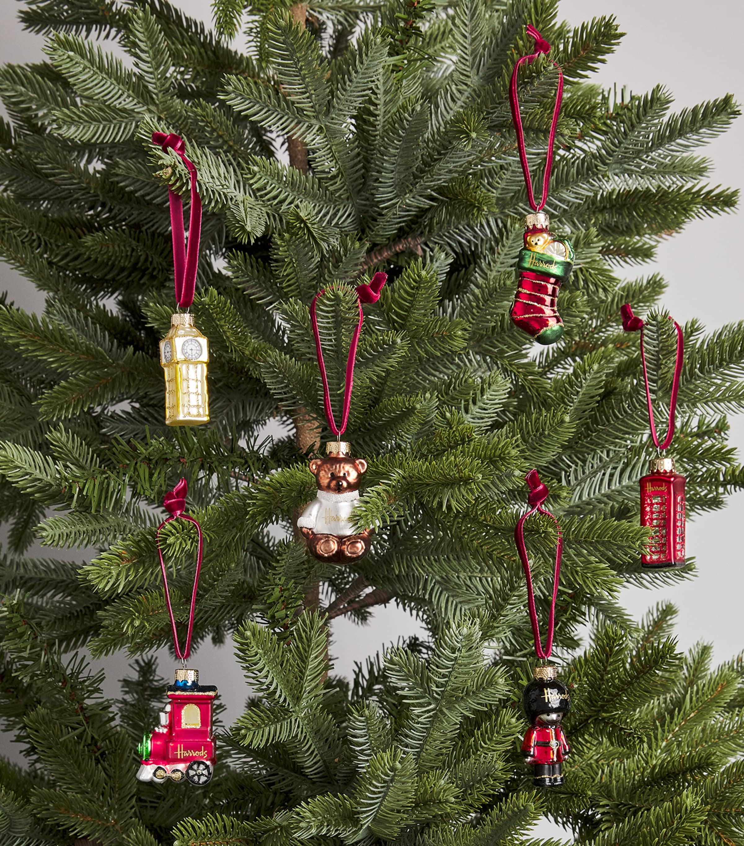 Harrods Mini London Tree Decorations (Set of 6) | Christmas | Designers | Harrods | Decorations | Baubles | Home Accessories | Ornaments Harrods Mini London Tree Decorations (Set of 6) | Christmas | Designers | Harrods | Decorations | Baubles | Home Accessories | Ornaments