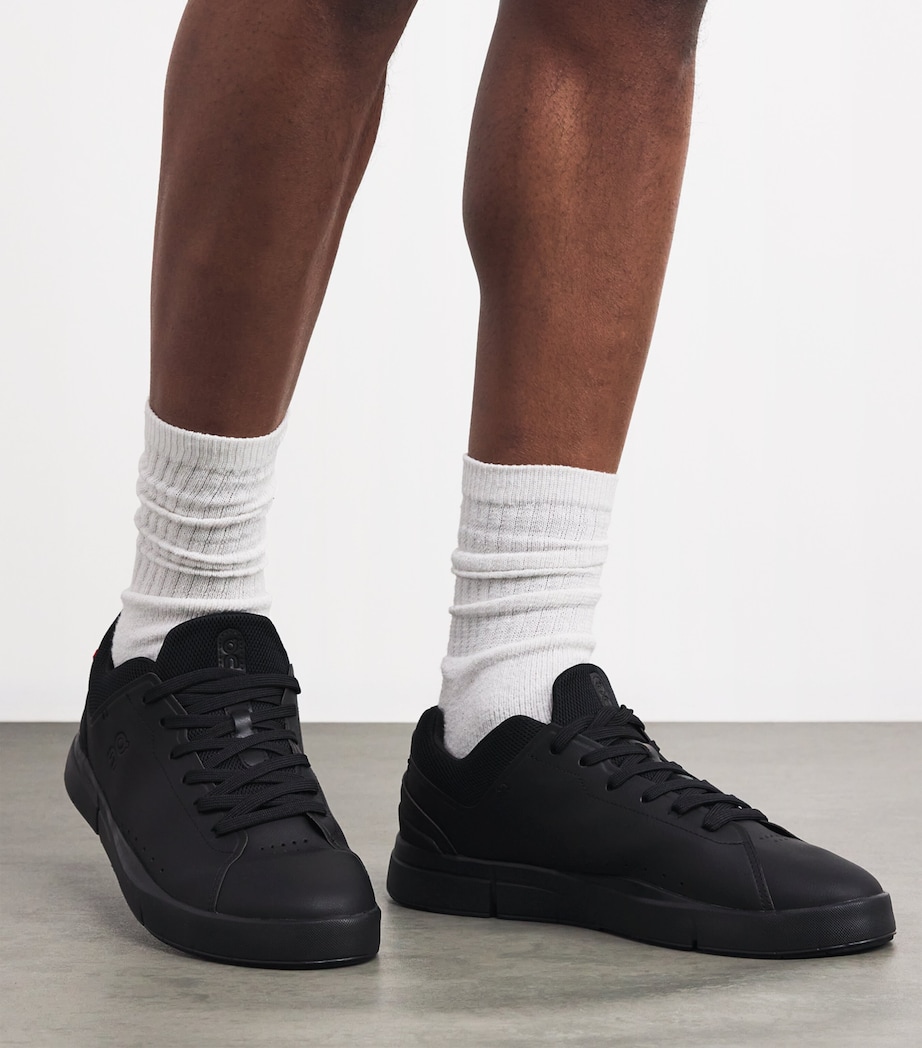 The Roger Advantage Sneakers ALL BLACK Image 2