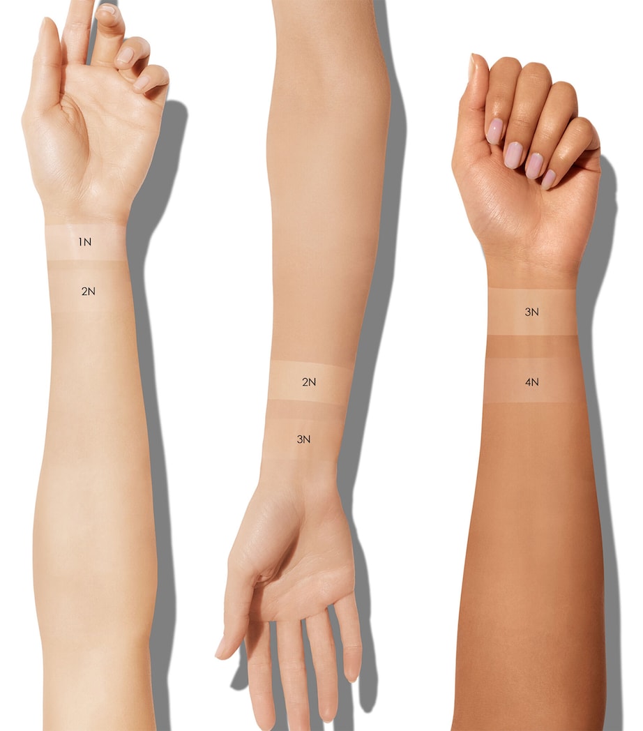 Forever Natural Velvet Compact Foundation 3N Image 2