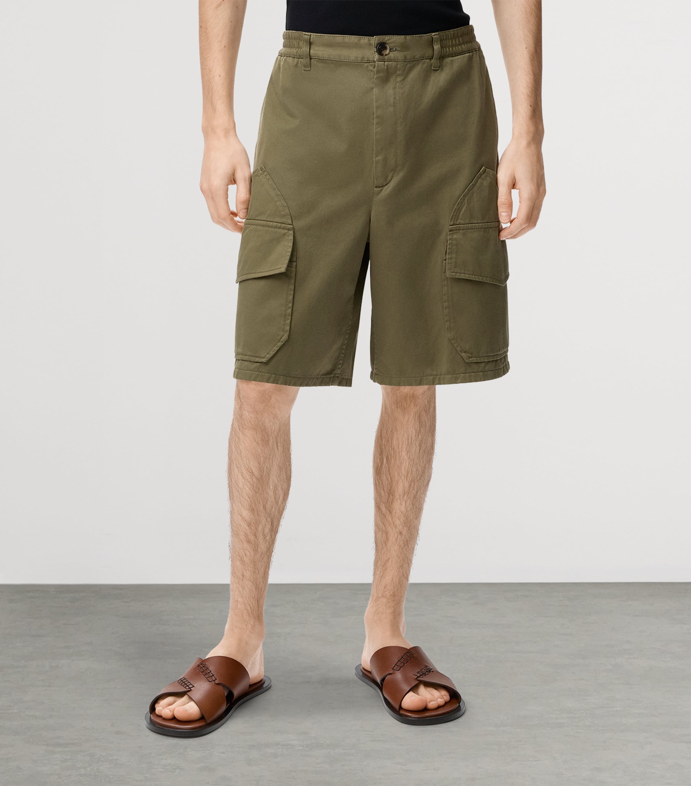 LOEWE Mens x Paula's Ibiza Cargo Shorts Khaki Green Image 3