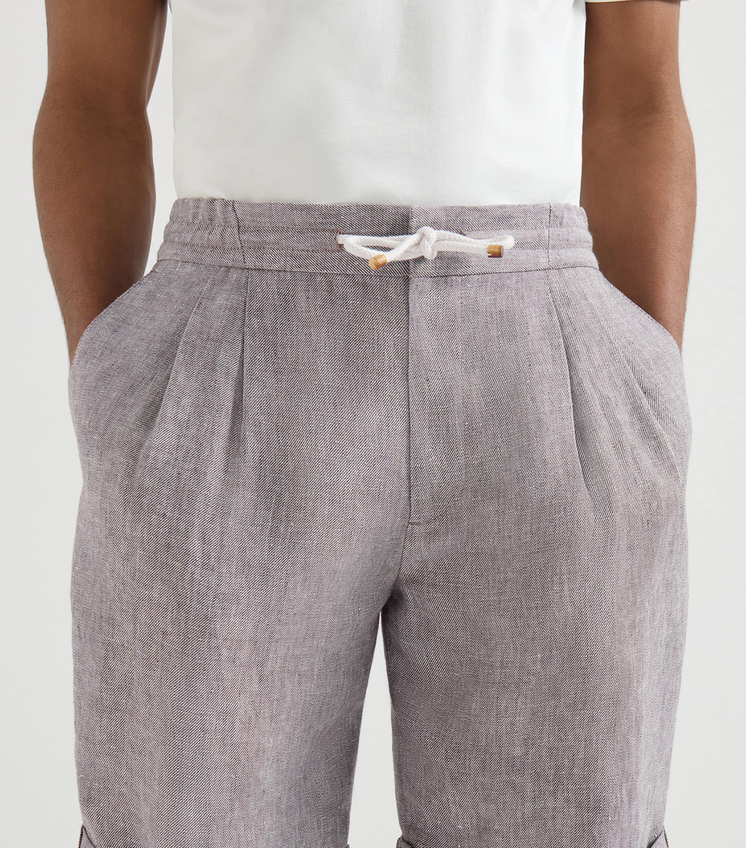 Brunello Cucinelli Mens Hemp-Linen Bermuda Shorts Image 6