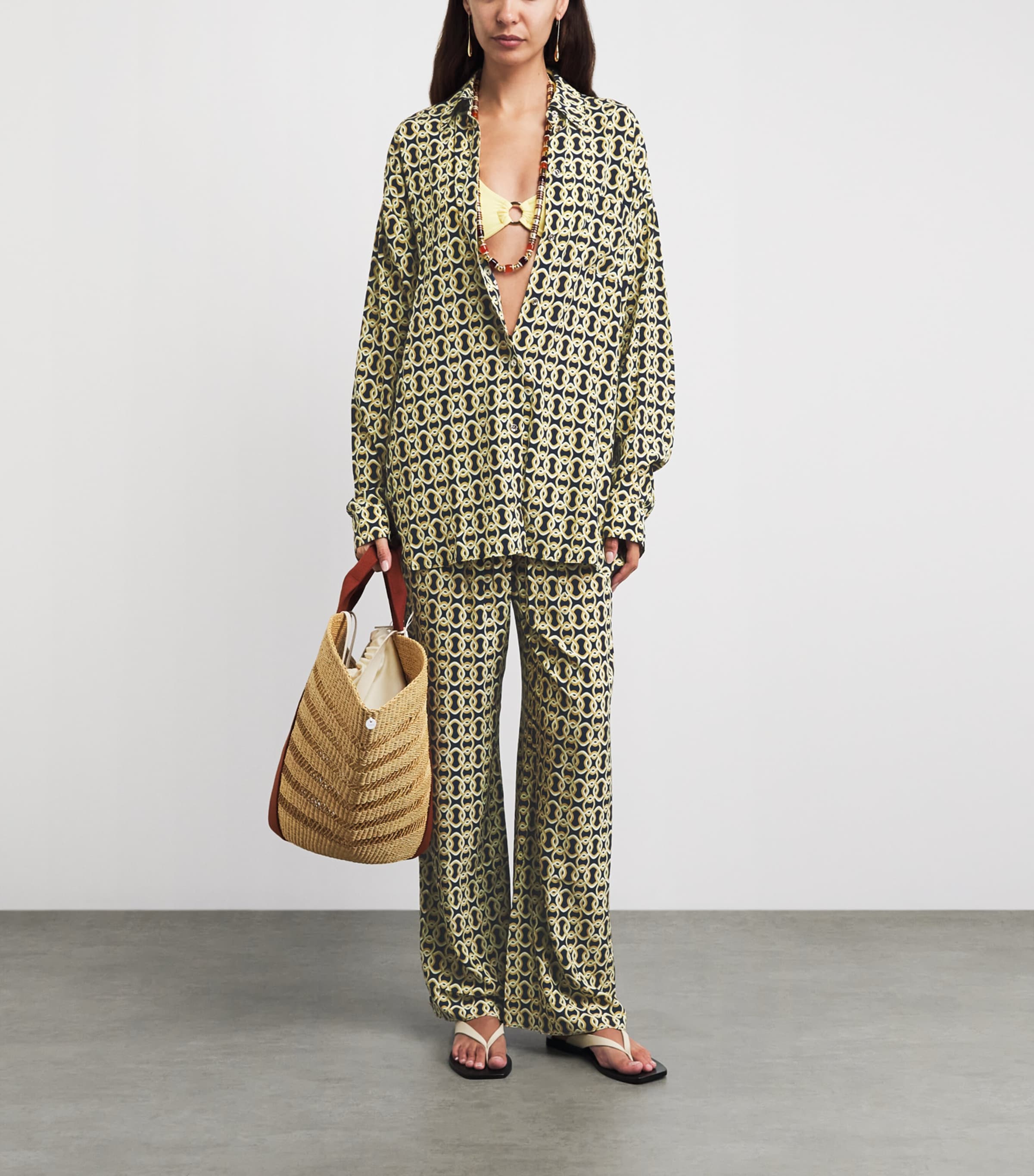 AWAY THAT DAY Womens Geometric St. Barts Shirt Navy/gold Link Prnt Image 2