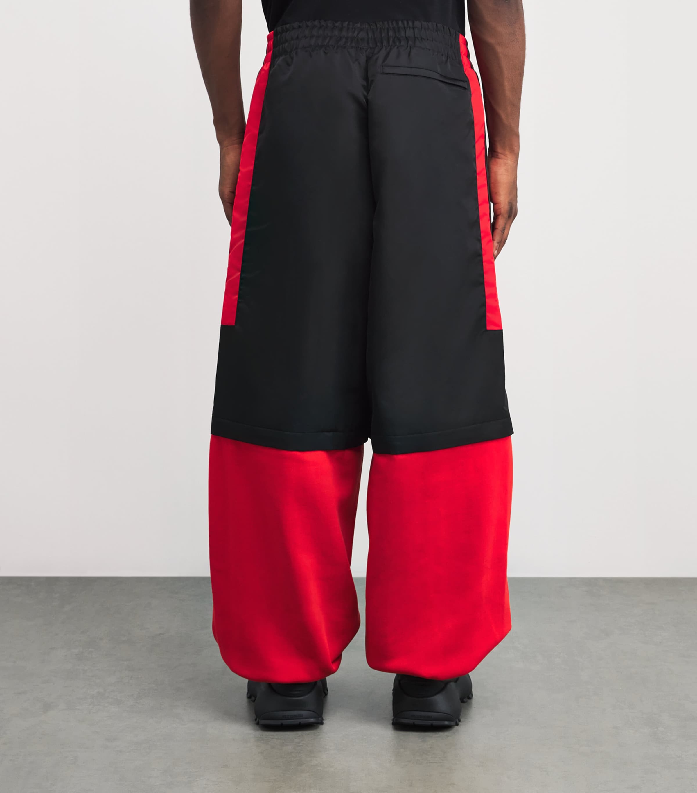 x adidas Zip-Off Gomez Wide-Leg Sweatpants BLACK/RED Image 4