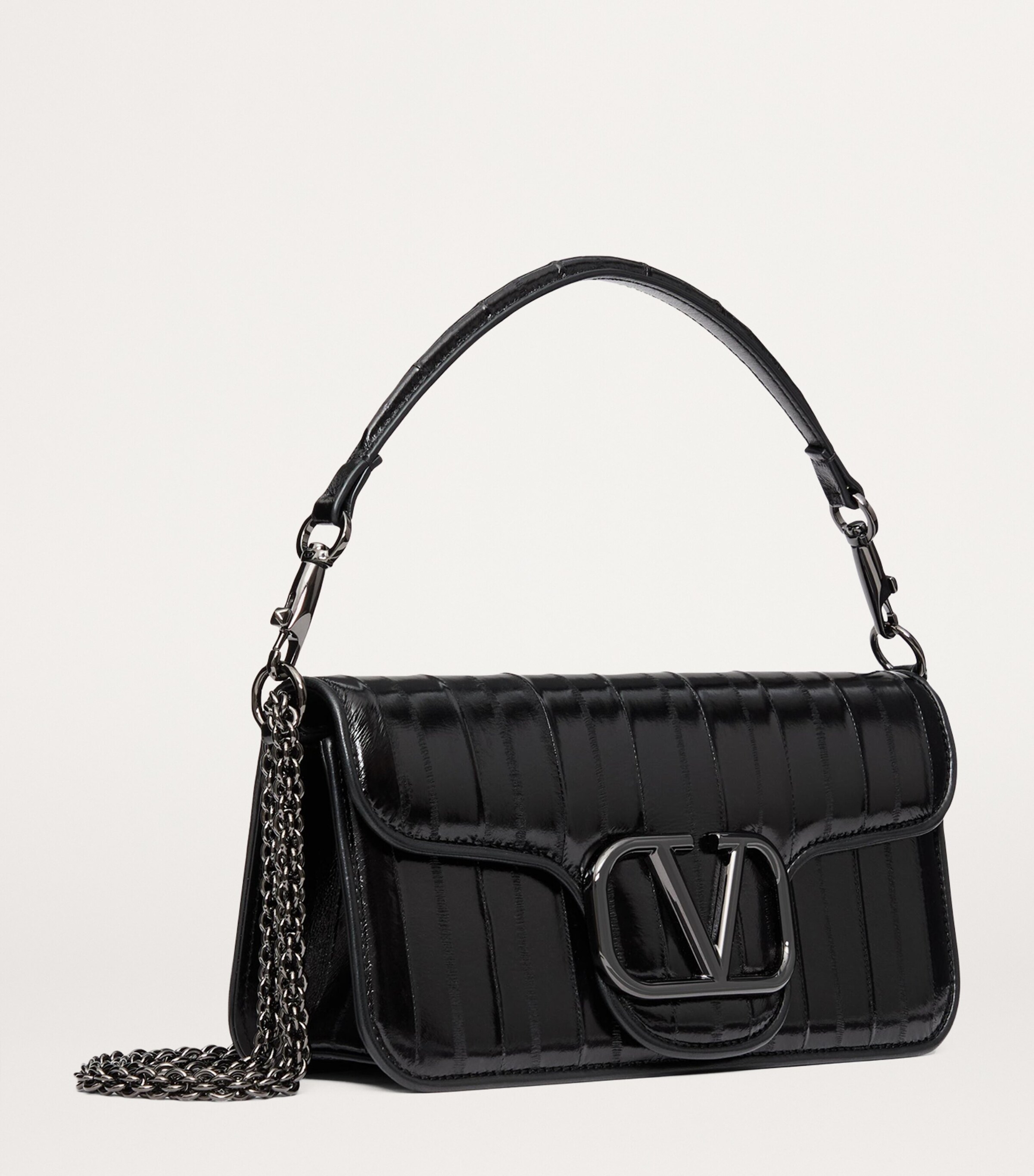 VIP【関税送料無料】希少 VALENTINO GARAVANI LOCO SHOULDER BAG Valentino Garavani Locò Leather Shoulder Bag | Black | FARFETCH
