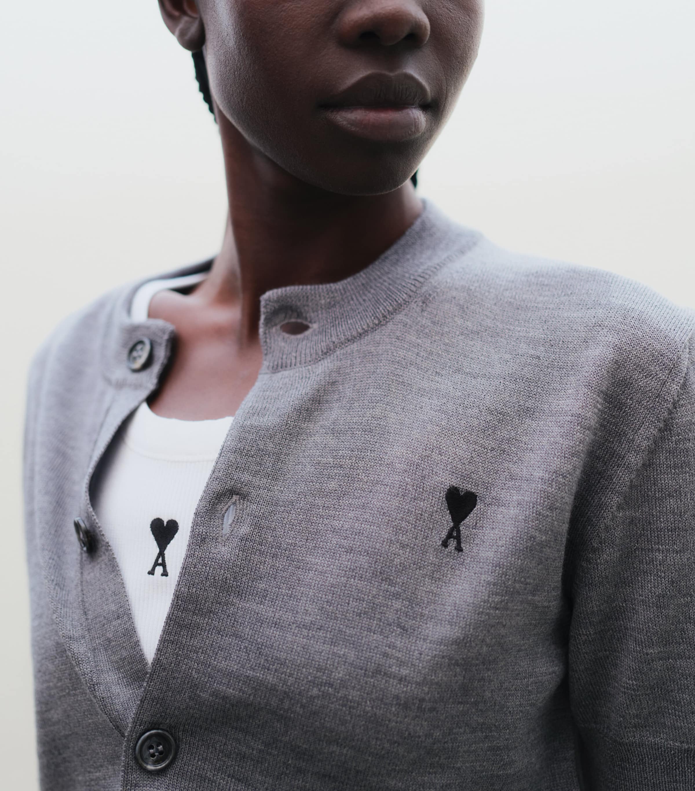 AMI Paris Merino Ami de Coeur Cardigan Grs Cndre Chn/noir Image 3