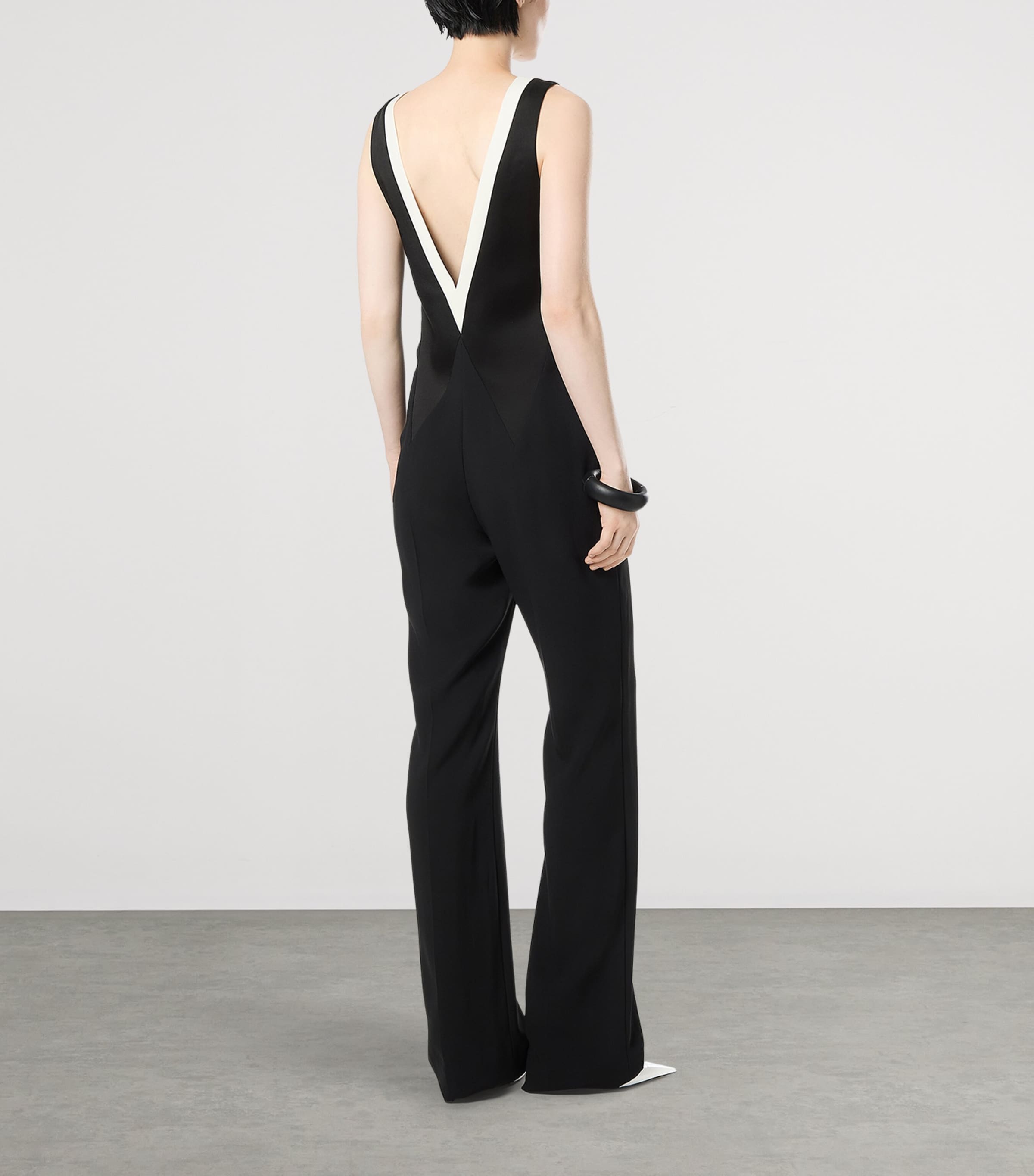 TOM FORD Womens Crepe Satin V-Neck Jumpsuit Nwe Image 3