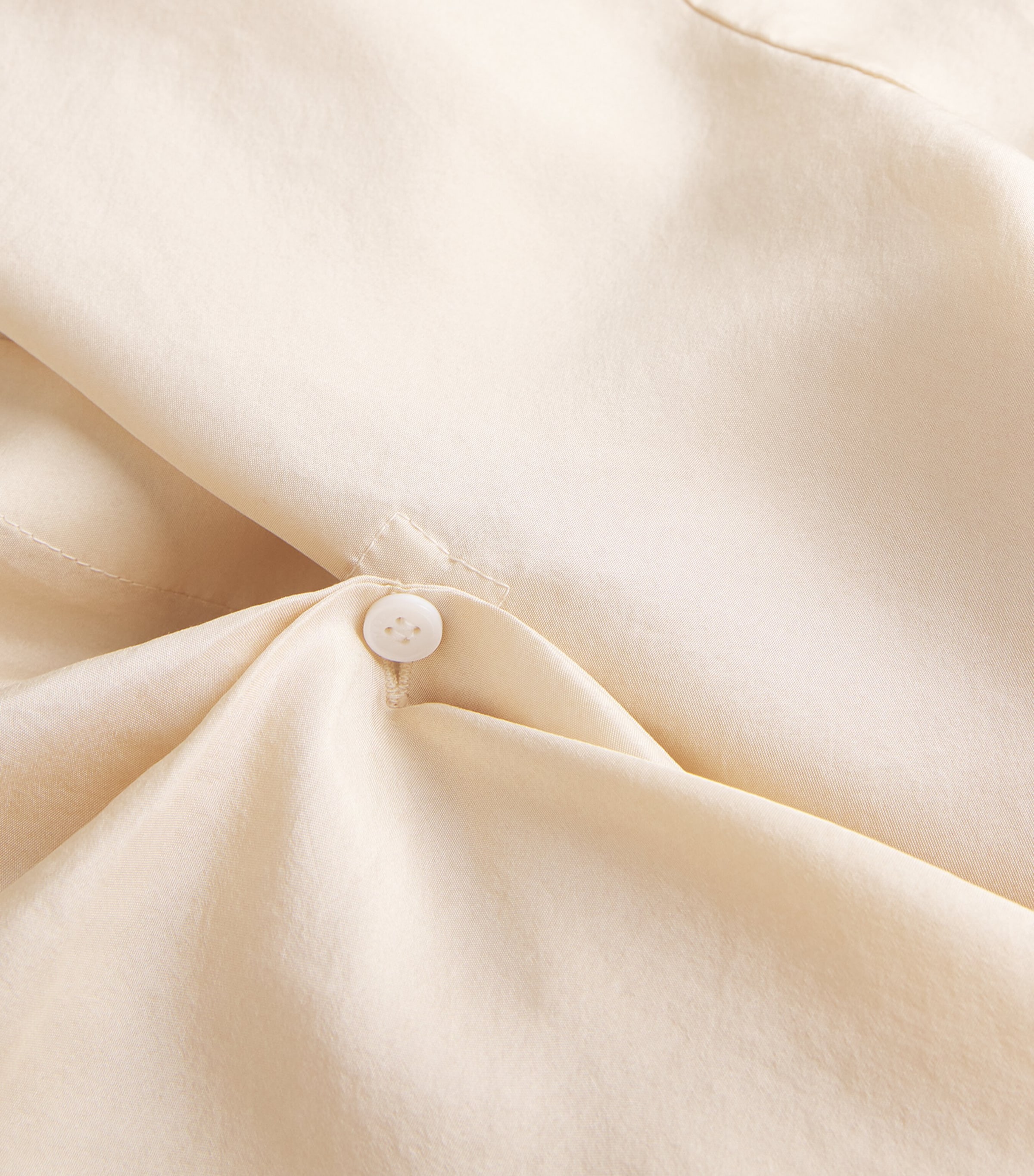 Silk Collarless Pintuck Shirt BEIGE Image 5