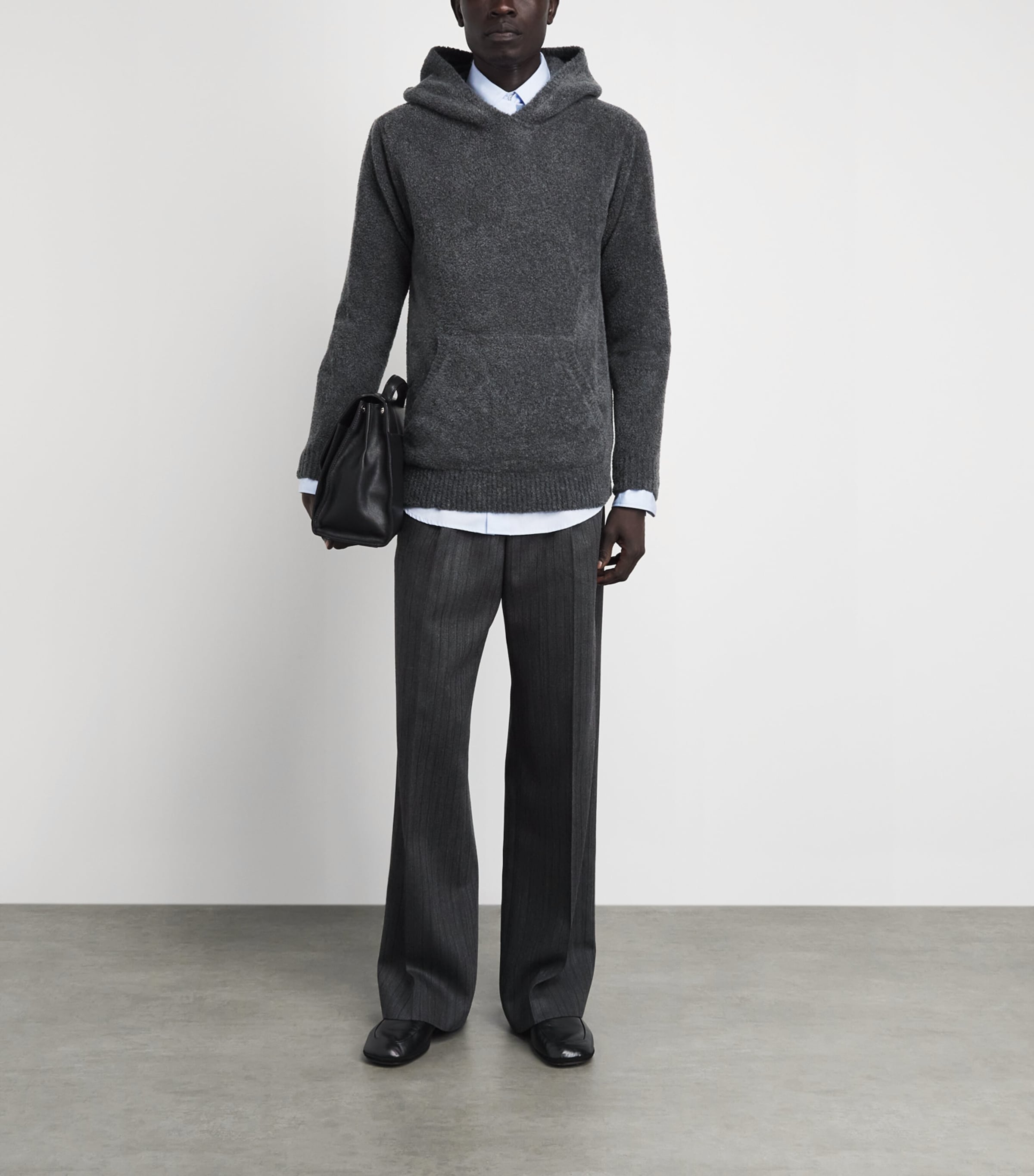 Gabriela Hearst Mens Cashmere-Silk Datum Hoodie Charcoal Image 2