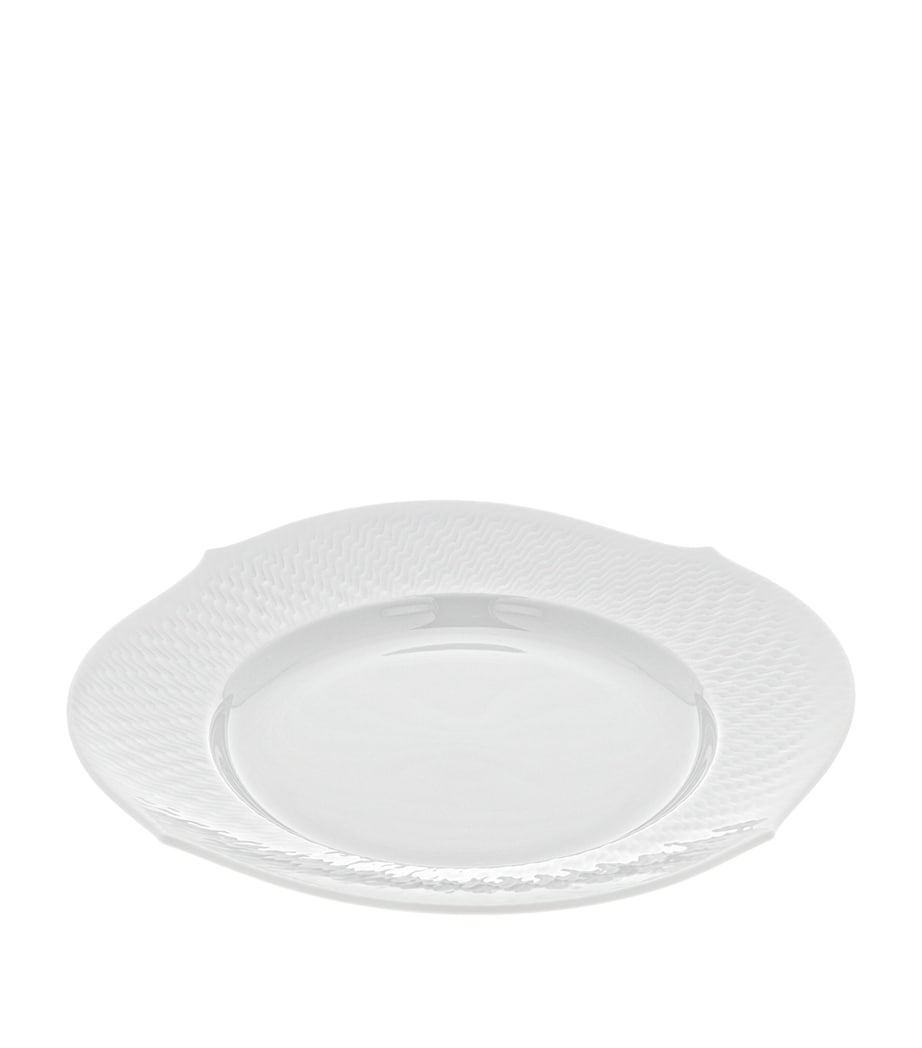 Porcelain Waves Relief Plate (23cm) WHITE Image 5