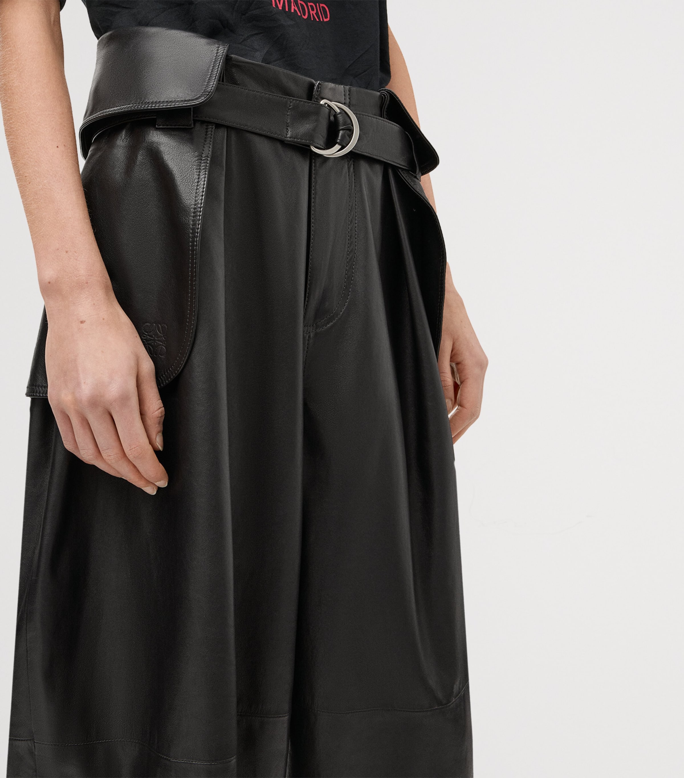 LOEWE Womens Leather Cargo Trousers Black Image 5
