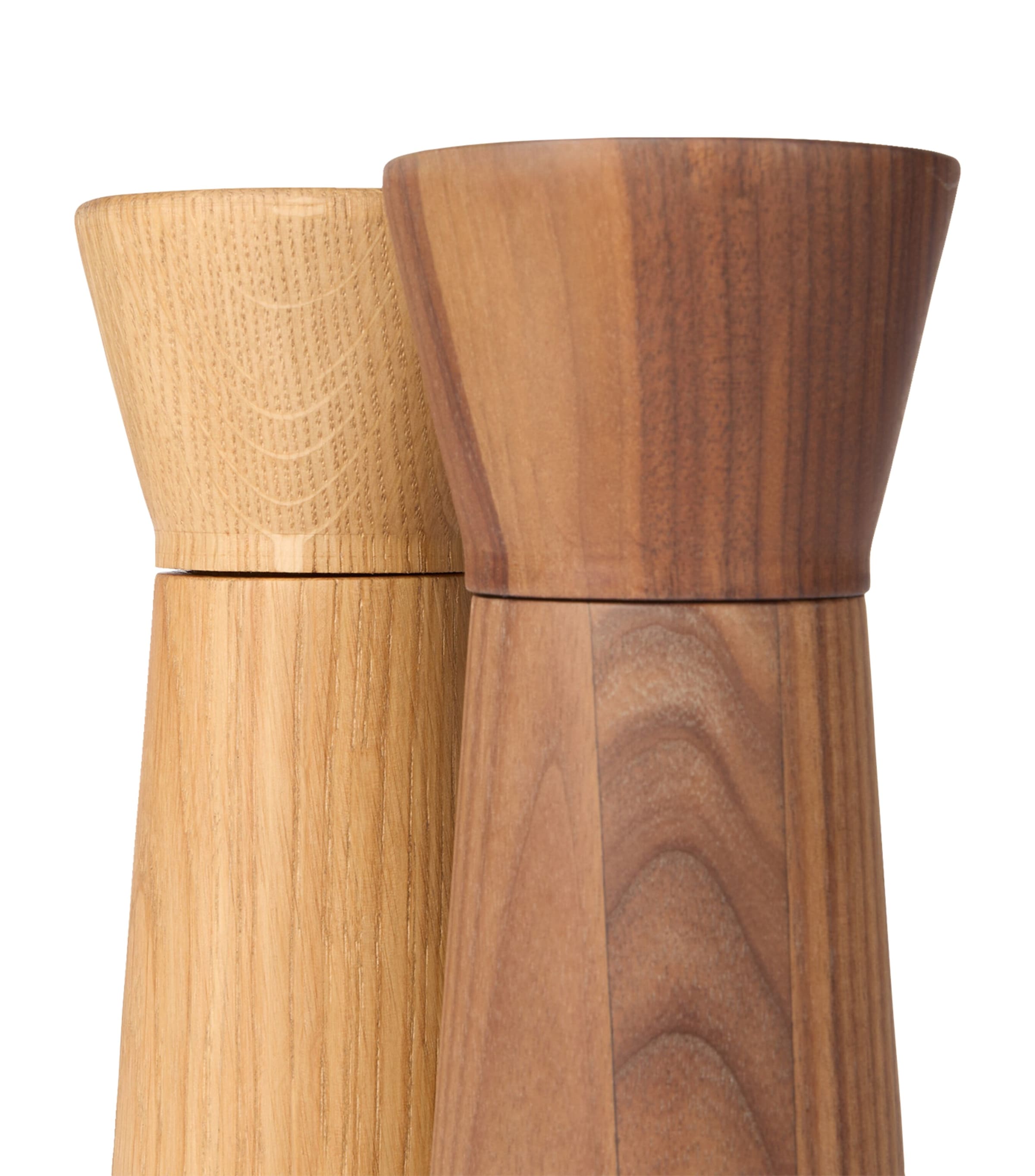 Istria Salt and Pepper Mill Set OAK / WALNUT Image 4