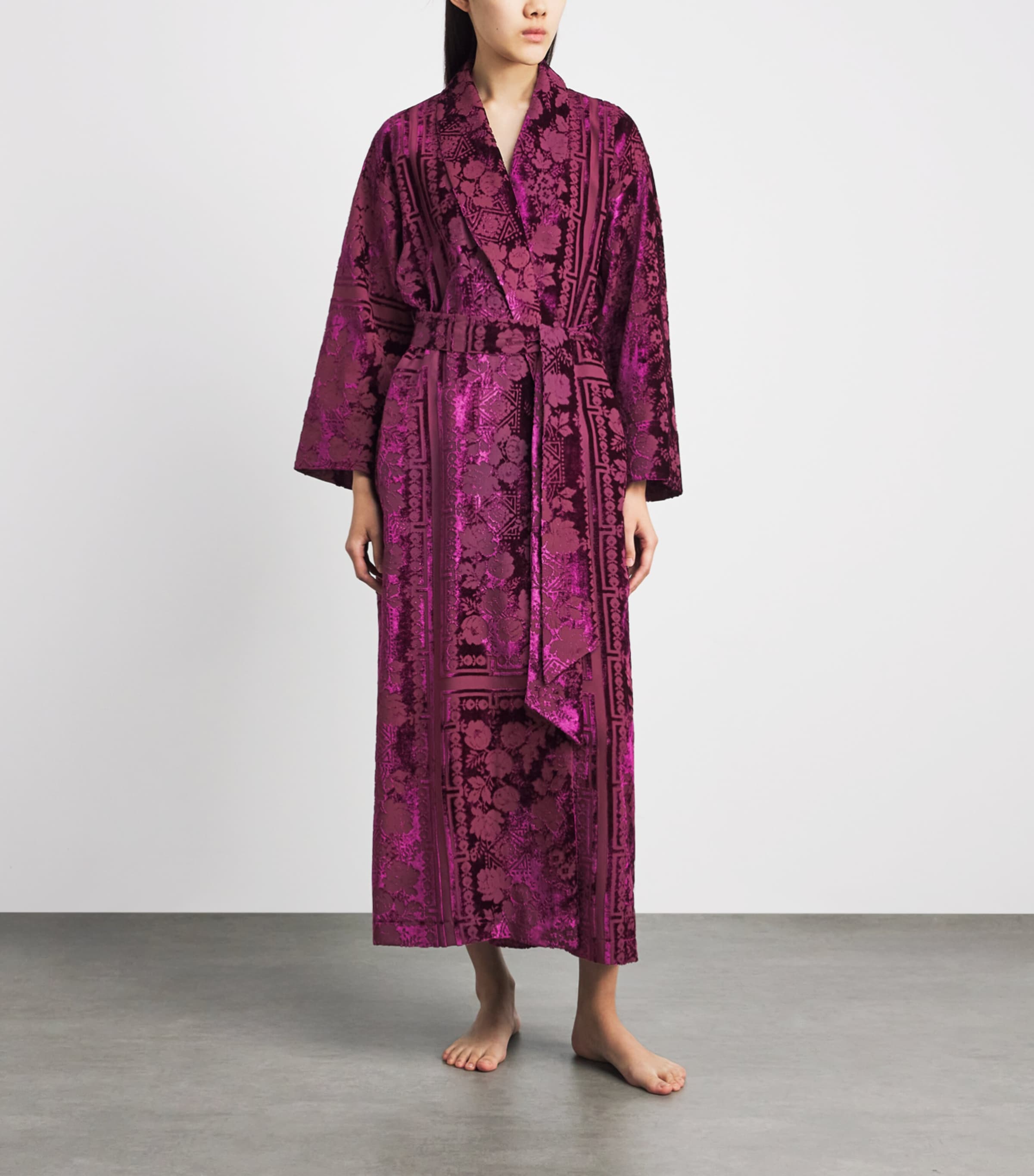 Daniel Hanson Burgundy Jacquard Liquid Velvet Robe | Harrods UK
