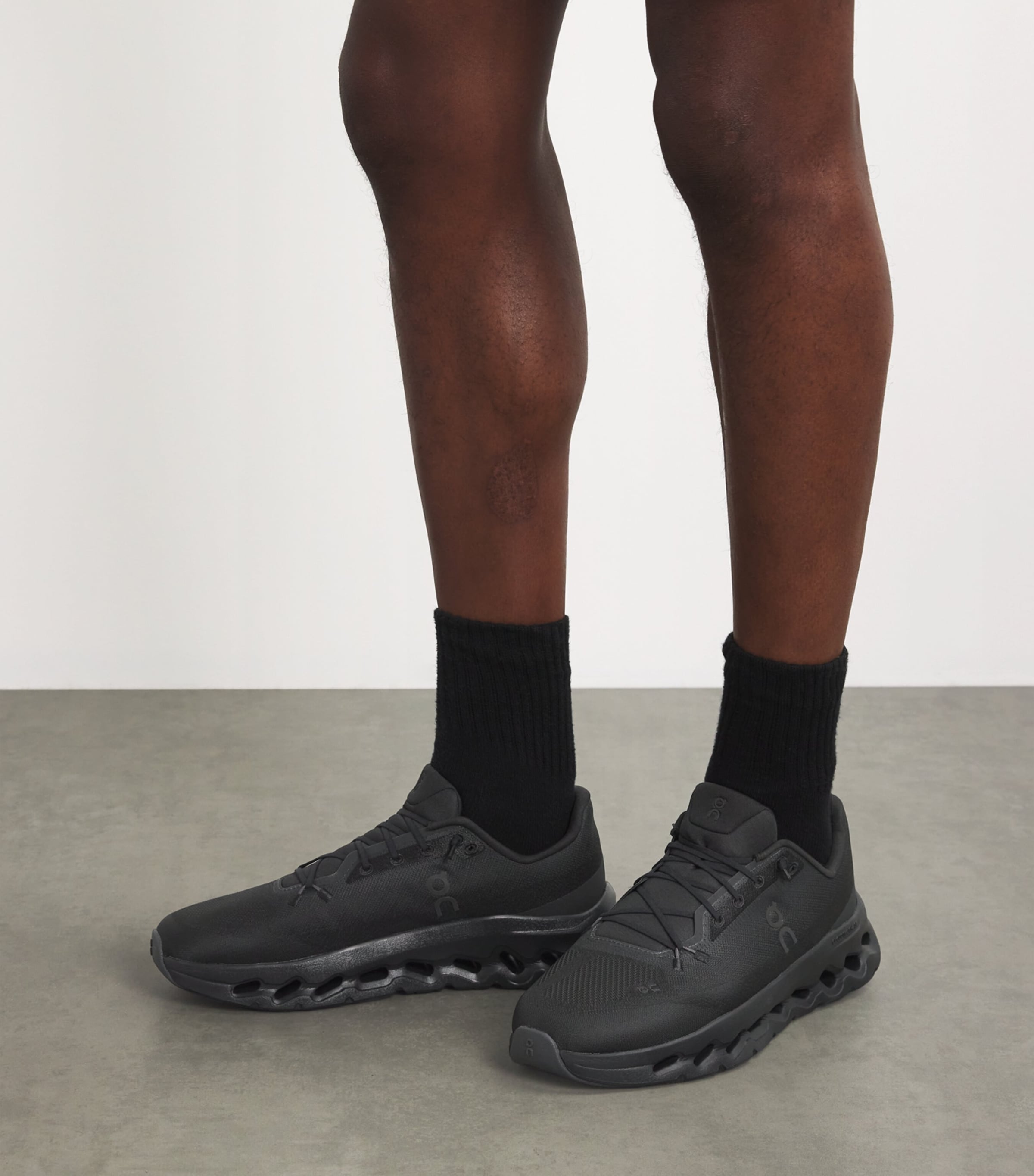 Cloudtilt Trainers ECLIPSE|BLACK Image 6