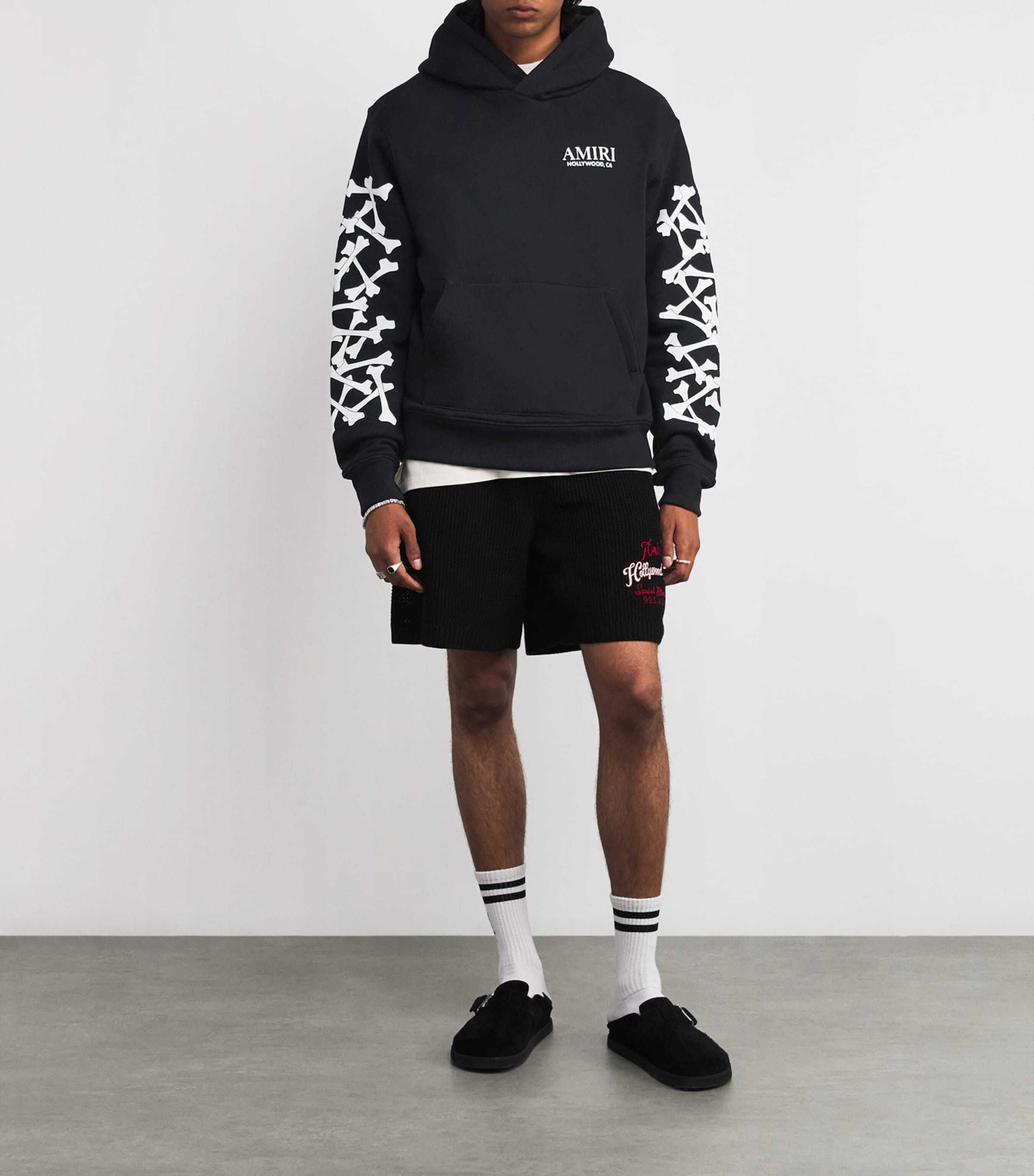 関税負担なし◆AMIRI◆Stacked Bones コットンフーディー ロゴ AMIRI Cotton Bones Stacked Hoodie | Harrods US