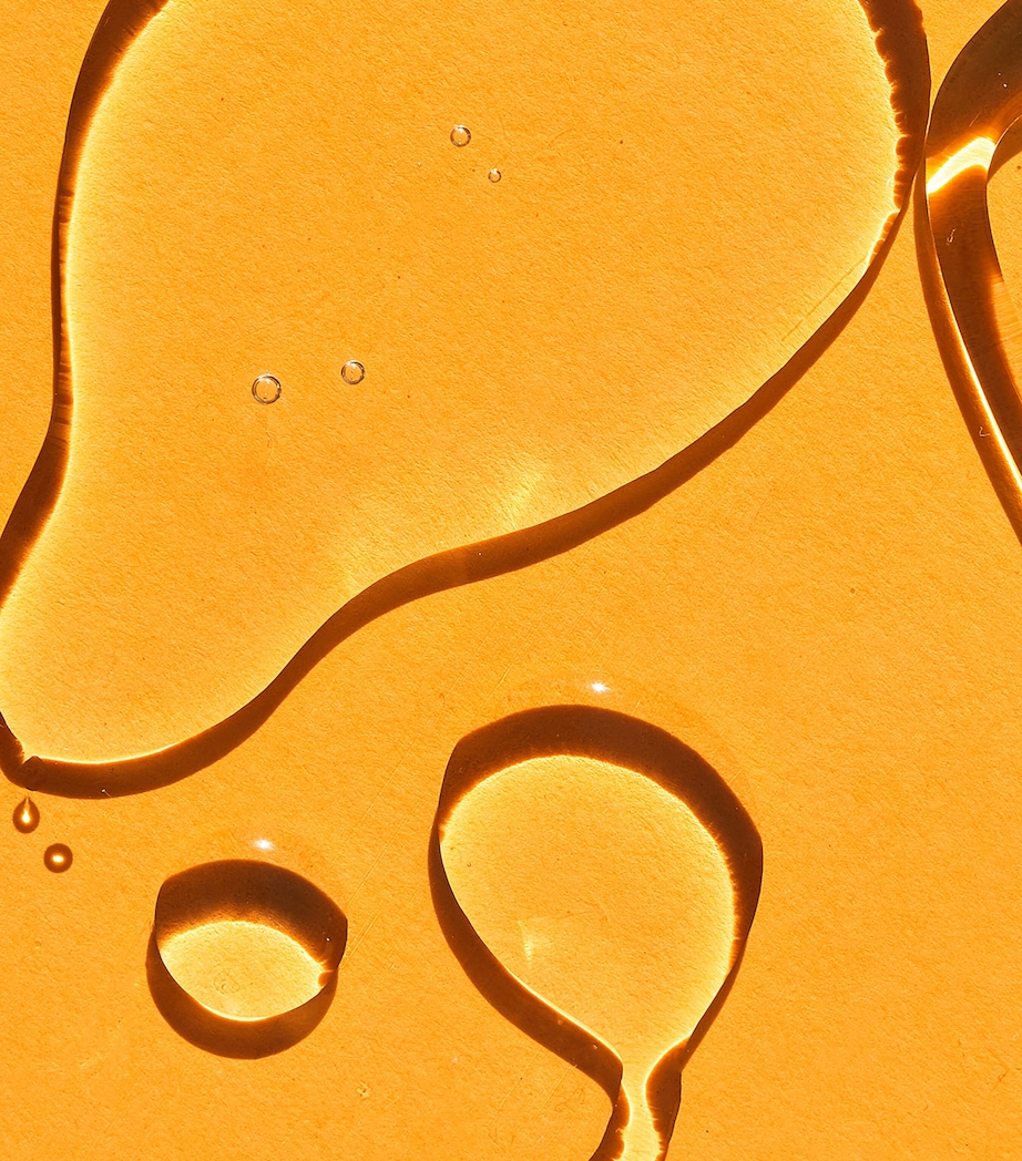 Vitamin C + Lactic 15% Vitamin C Firm & Bright Serum (30ml) NO COLOUR Image 5