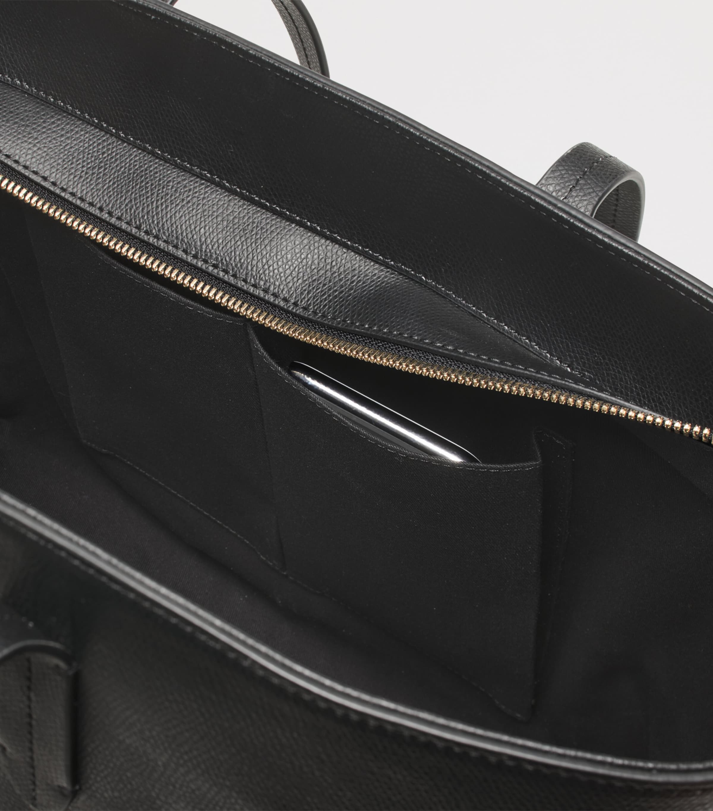 Leather East West Tote Bag BLACK Image 6