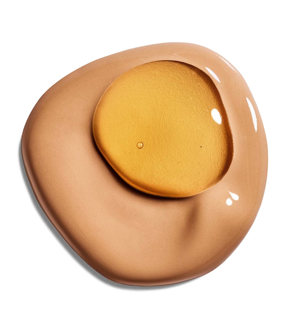 Clarins Double Serum Foundation Image 4