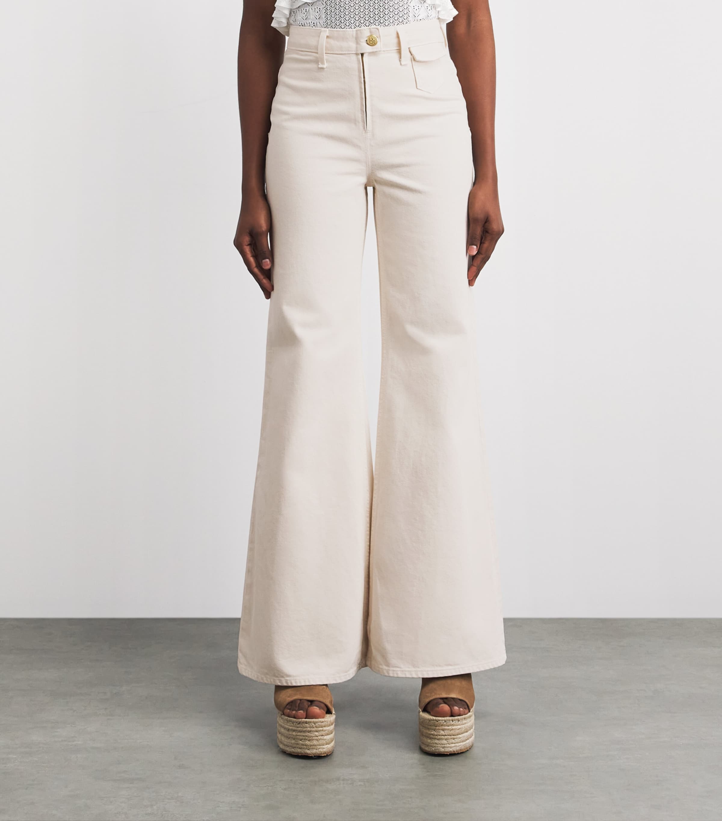 Ulla Johnson Womens Odelia Flared Jeans Cowrie Image 4