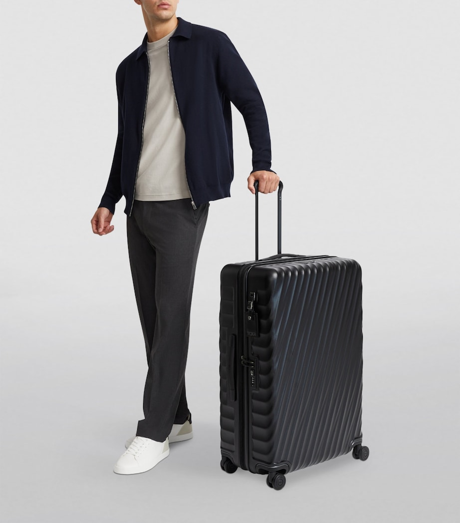 19 Degree Check-In Suitcase (80cm) TEXTURED BLACK 6153 Image 5