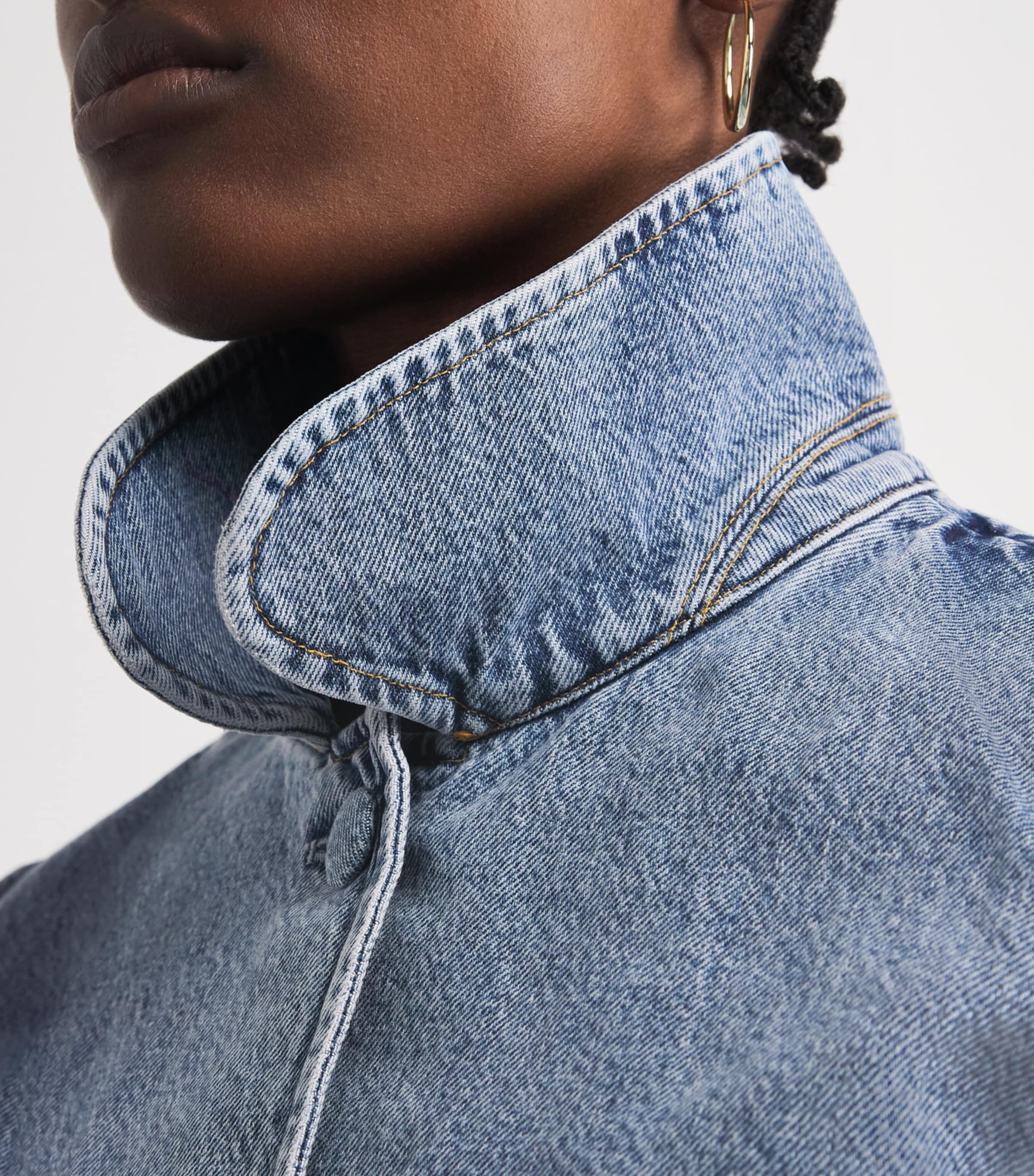 FRAME Womens The Palm Denim Jacket Water Image 6