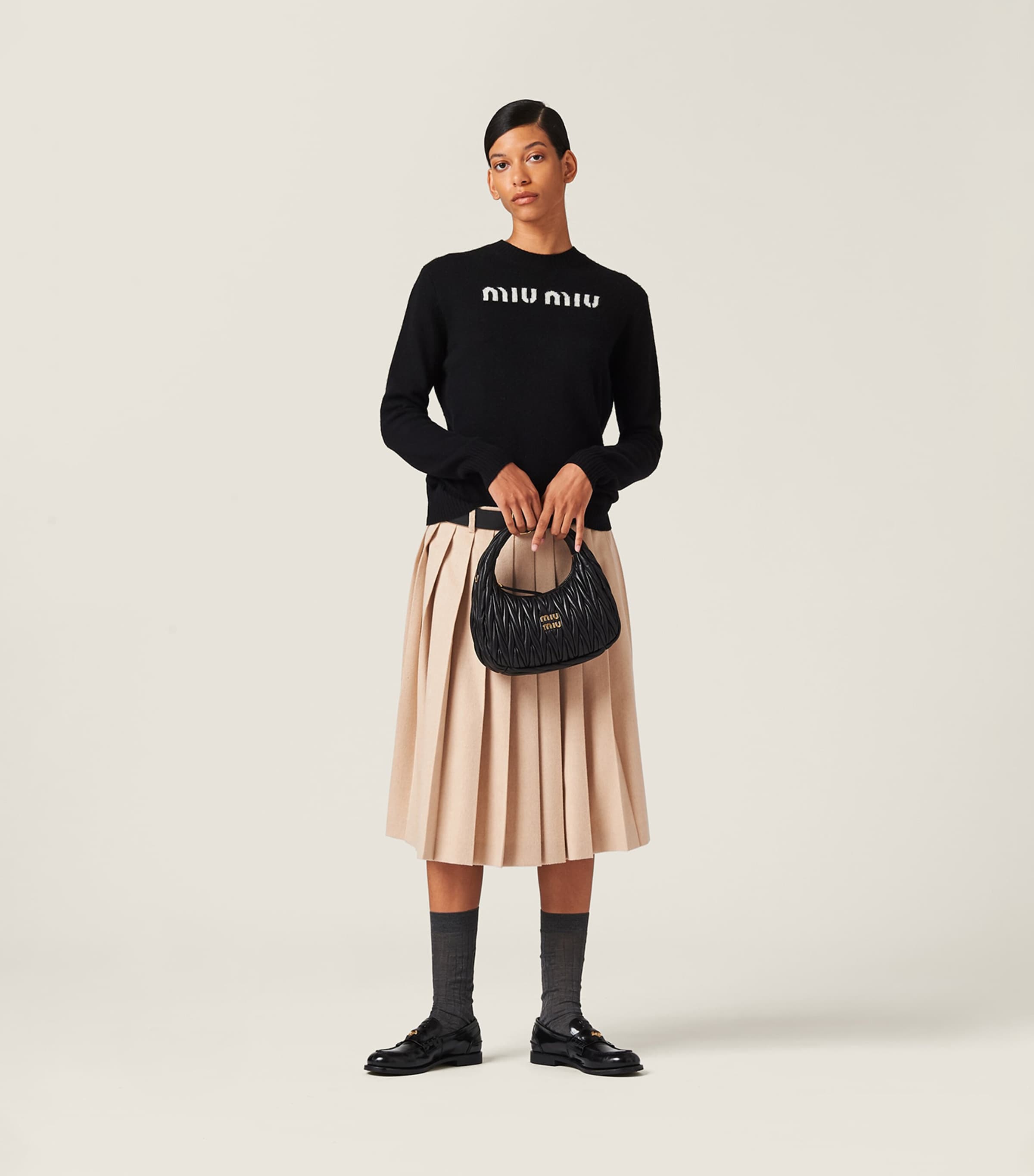 Cashmere Logo Sweater F0002 Image 2