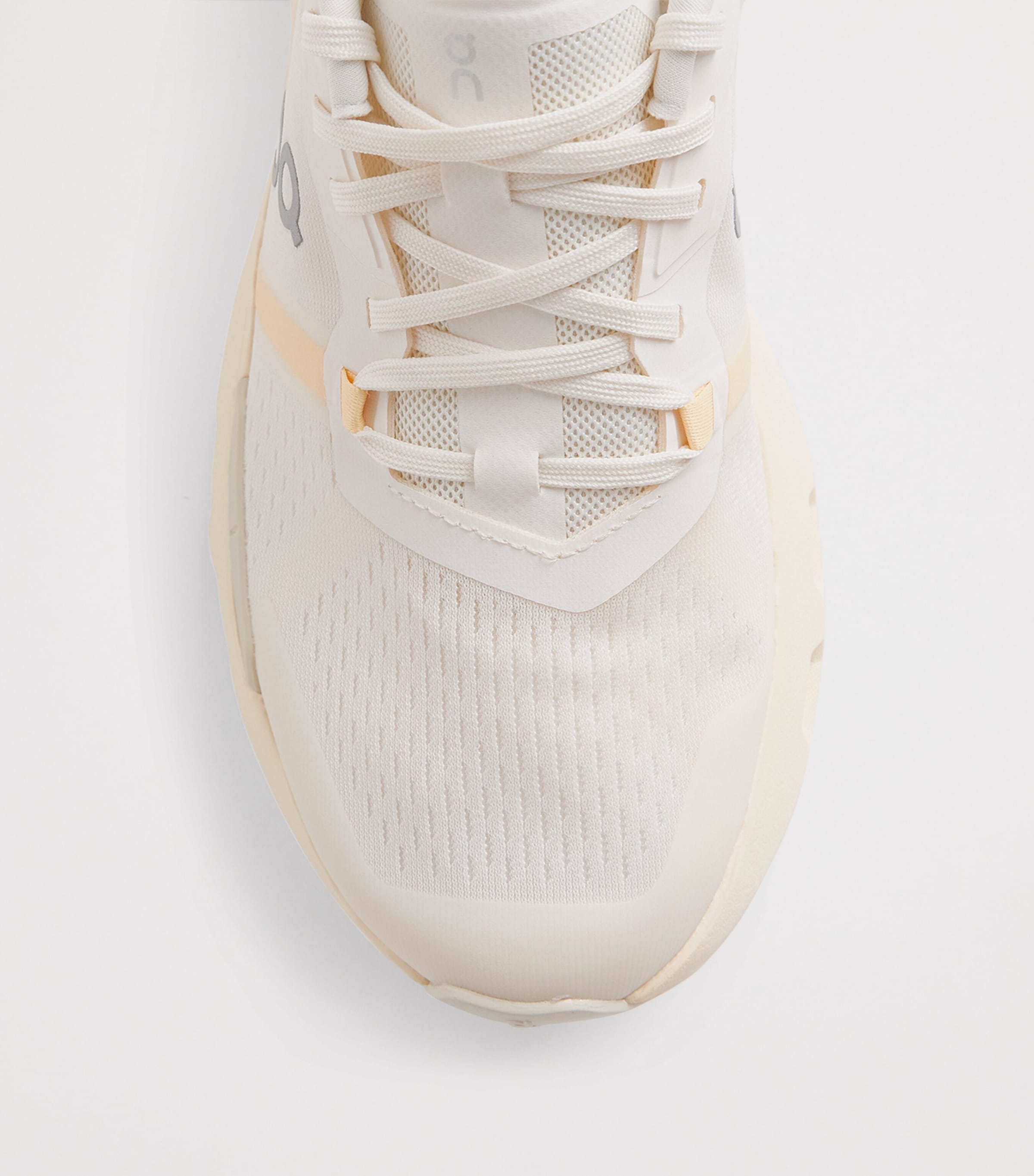 Cloudpulse Trainers IVORY | TUMERIC Image 5