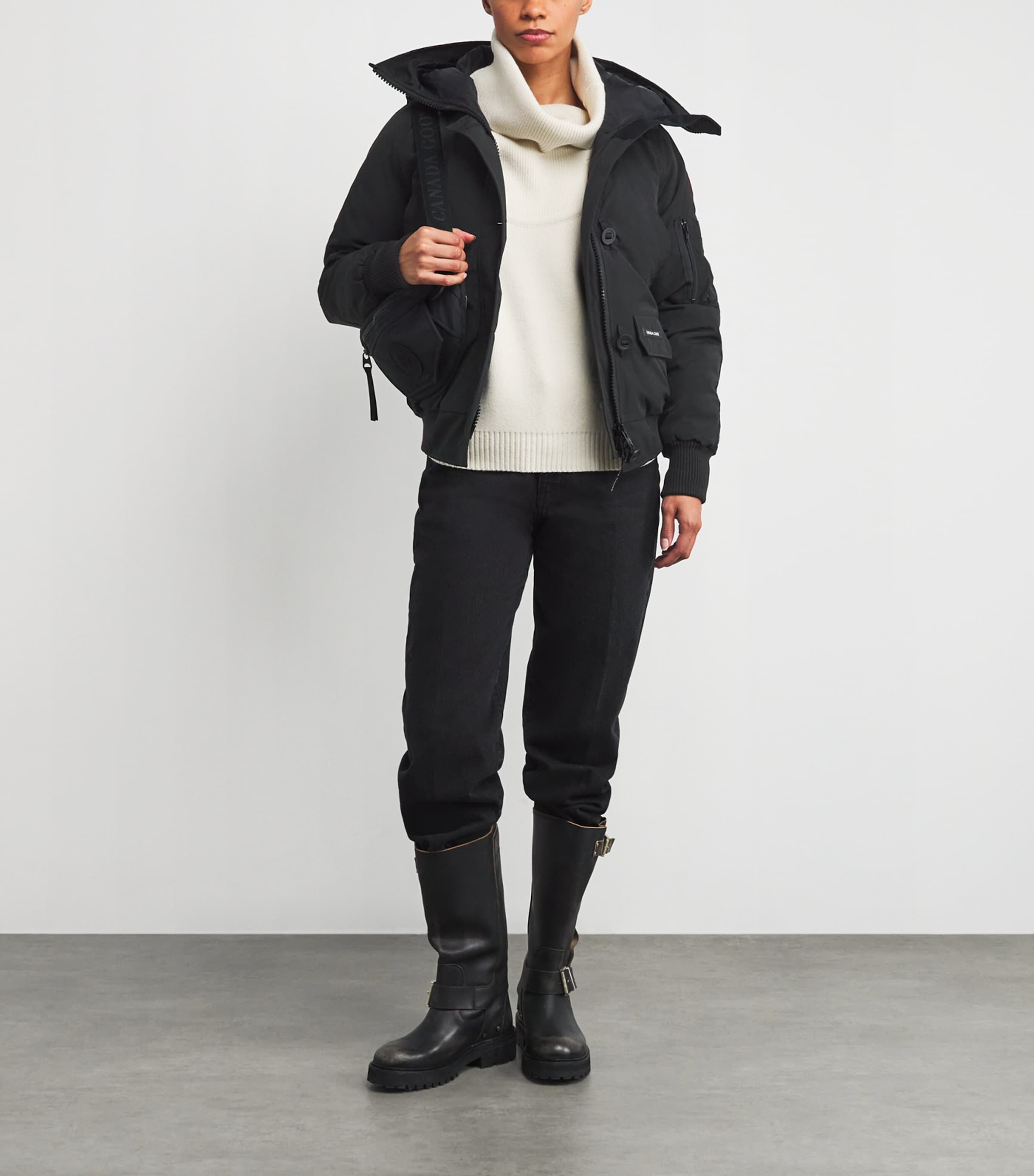 Water-Repellent Down Chilliwack Bomber Jacket 9061BLACK - NOIR Image 2