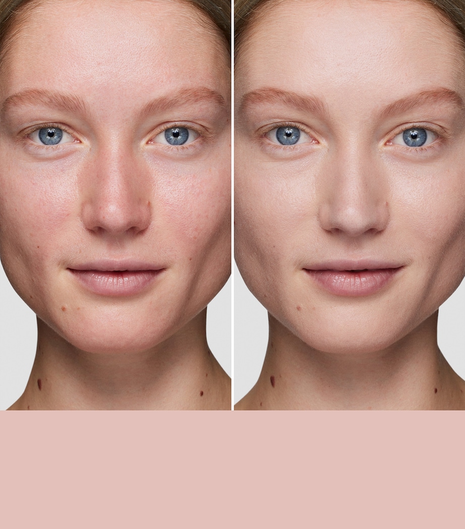 Laura Mercier Real Flawless Foundation Cool Vanille Image 3