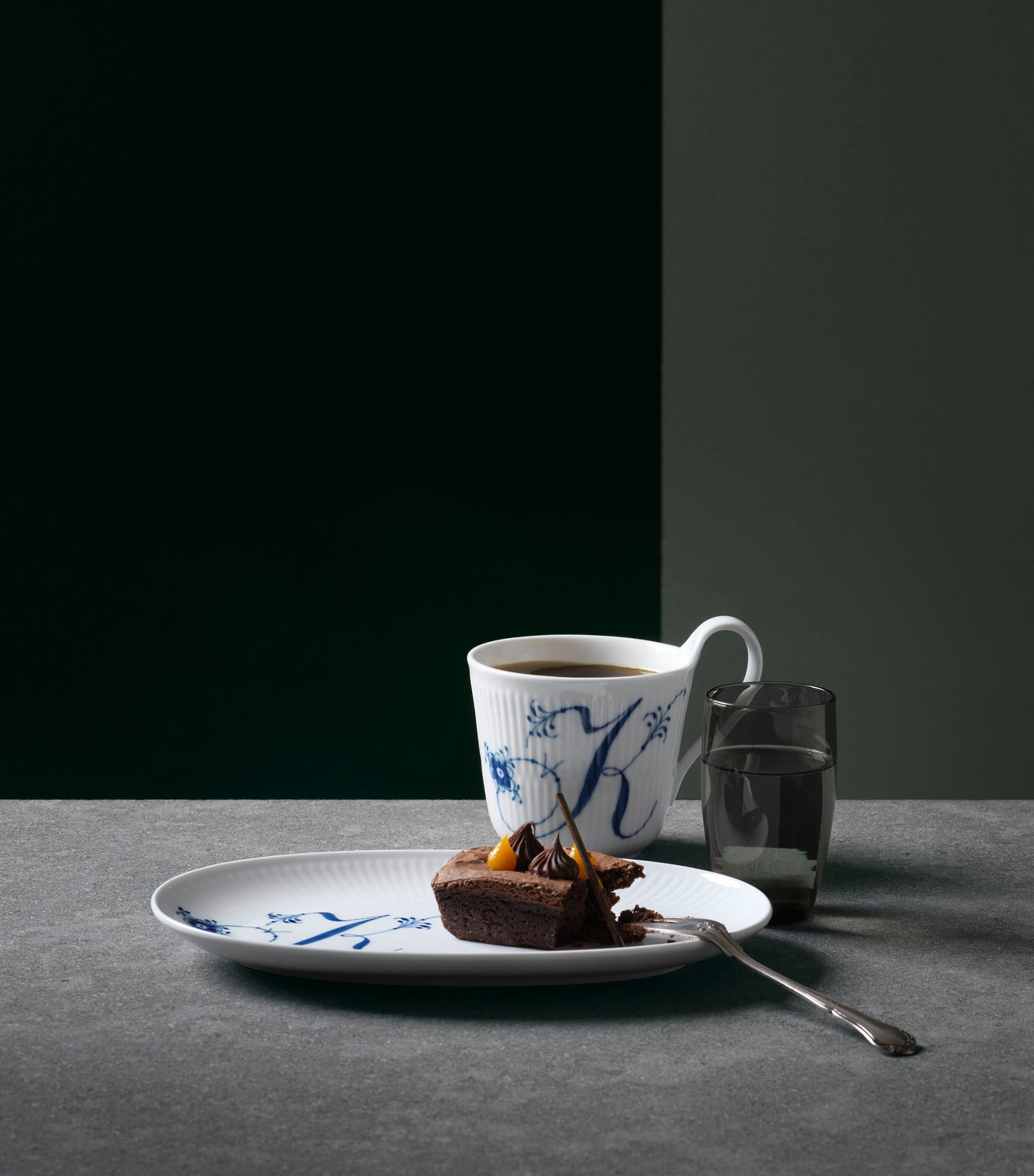 Porcelain Fluted Alphabet Mug BLUE Image 2