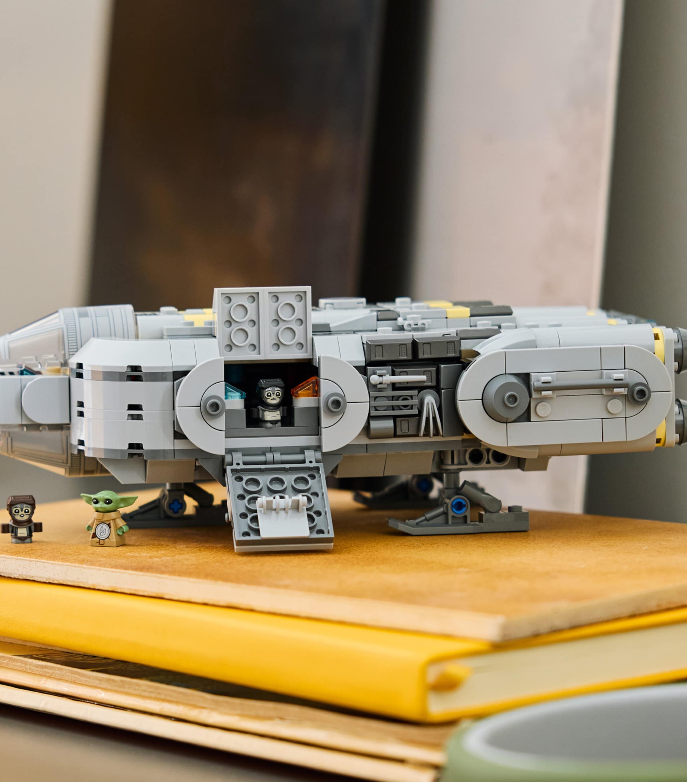 Lego LEGO Star Wars Anzellan Starship Building Toy 75445 Image 5