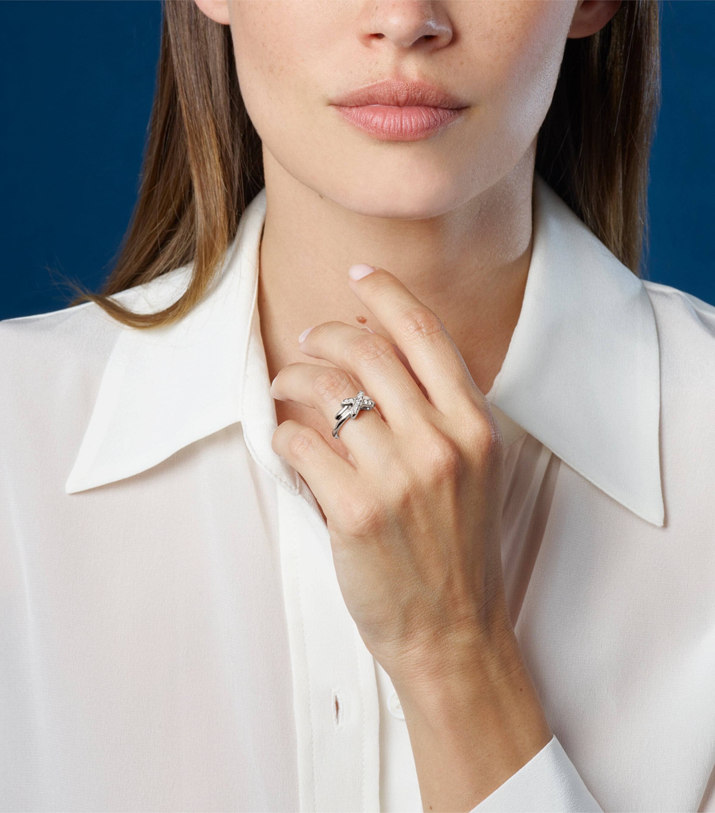 Chaumet White Gold and Diamond Jeux de Liens Ring White Gold Image 2