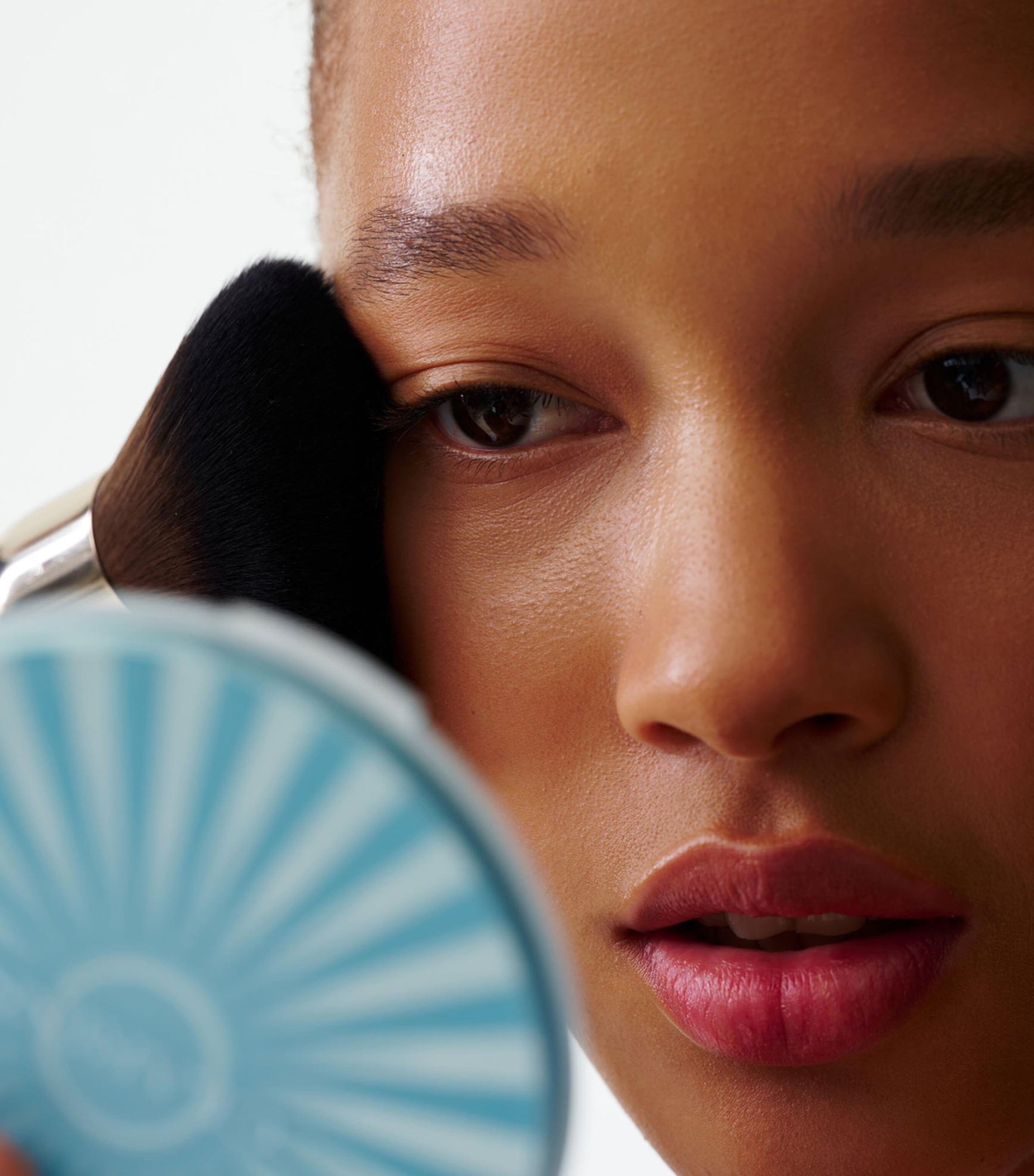 Clarins Cryo Bronzing Powder Image 6