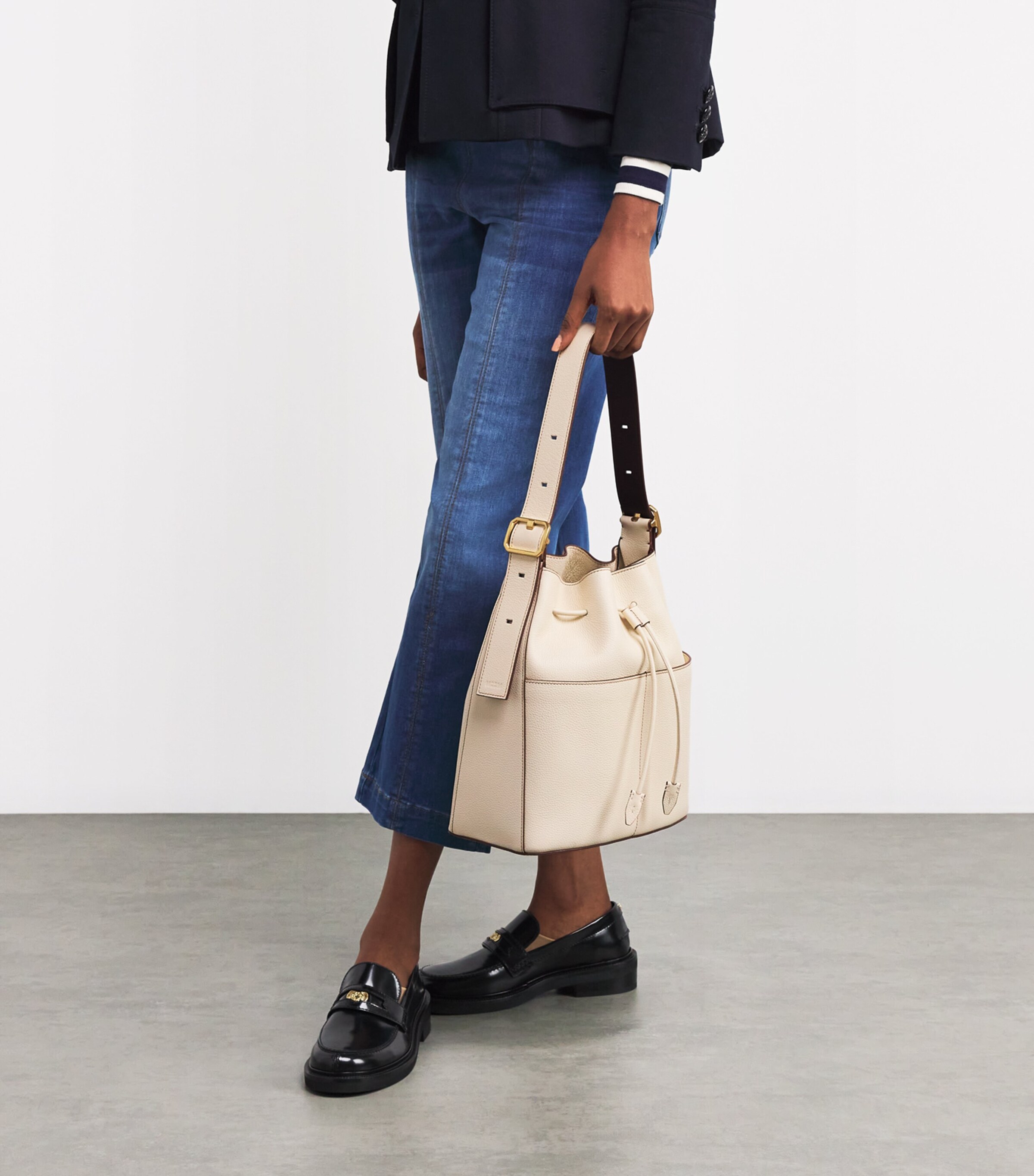 Leather Drawstring Bucket Bag BUTTERMILK Image 5