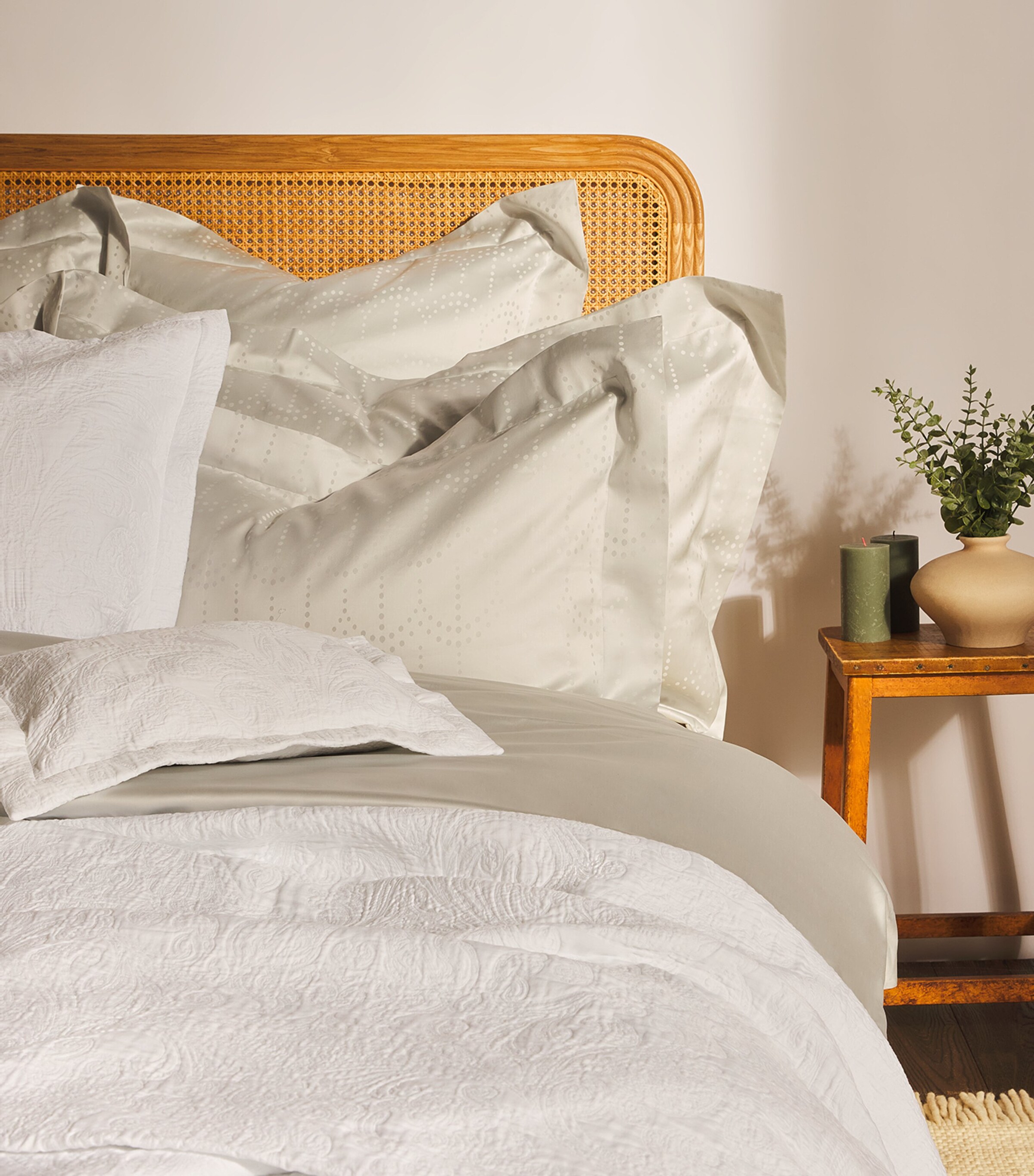 Celso De Lemos Egyptian Cotton Evora Perle Square Pillowcase (65cm x 65cm) Perle Image 2
