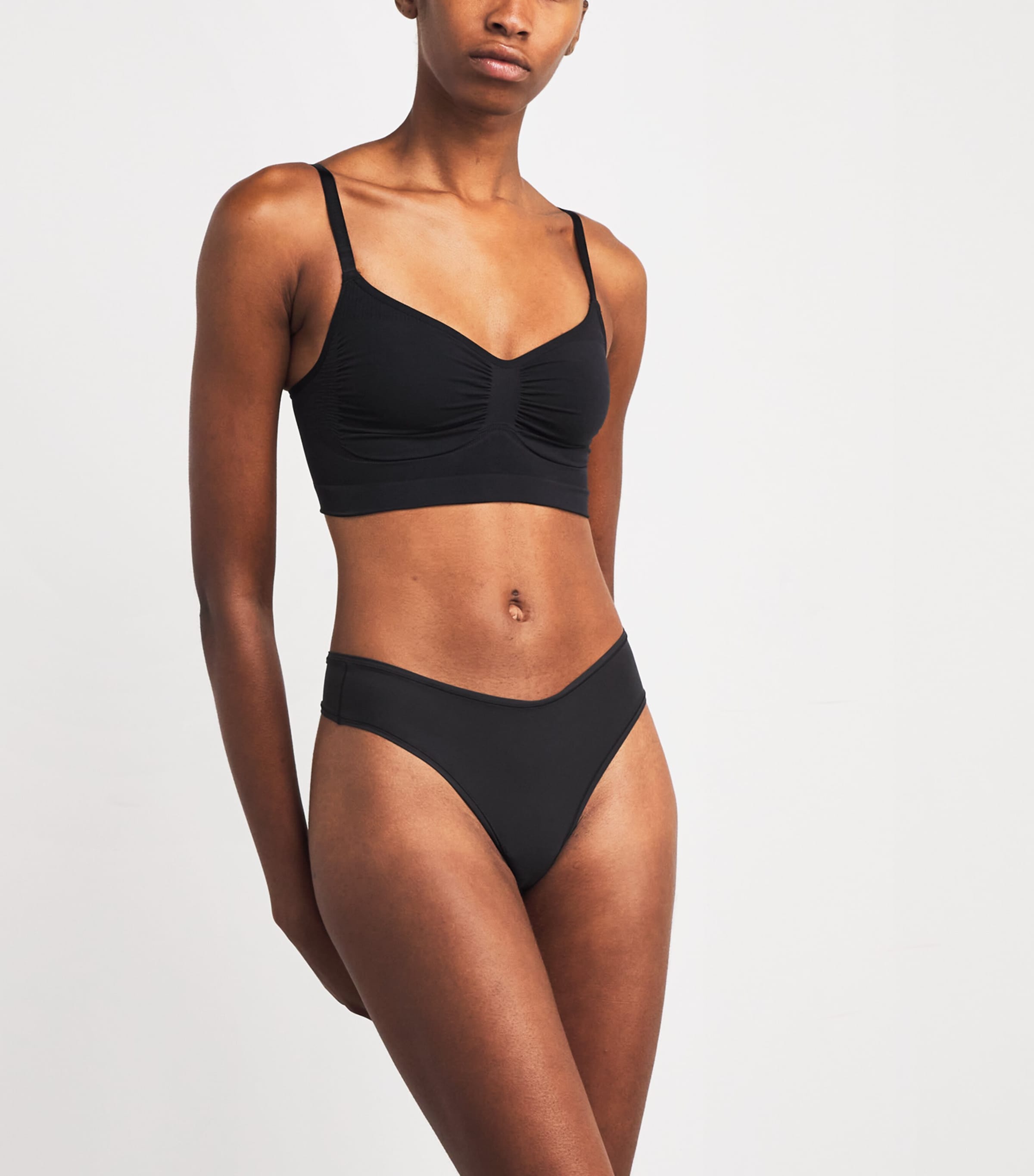 Fits Everybody Thong ONYX Image 2