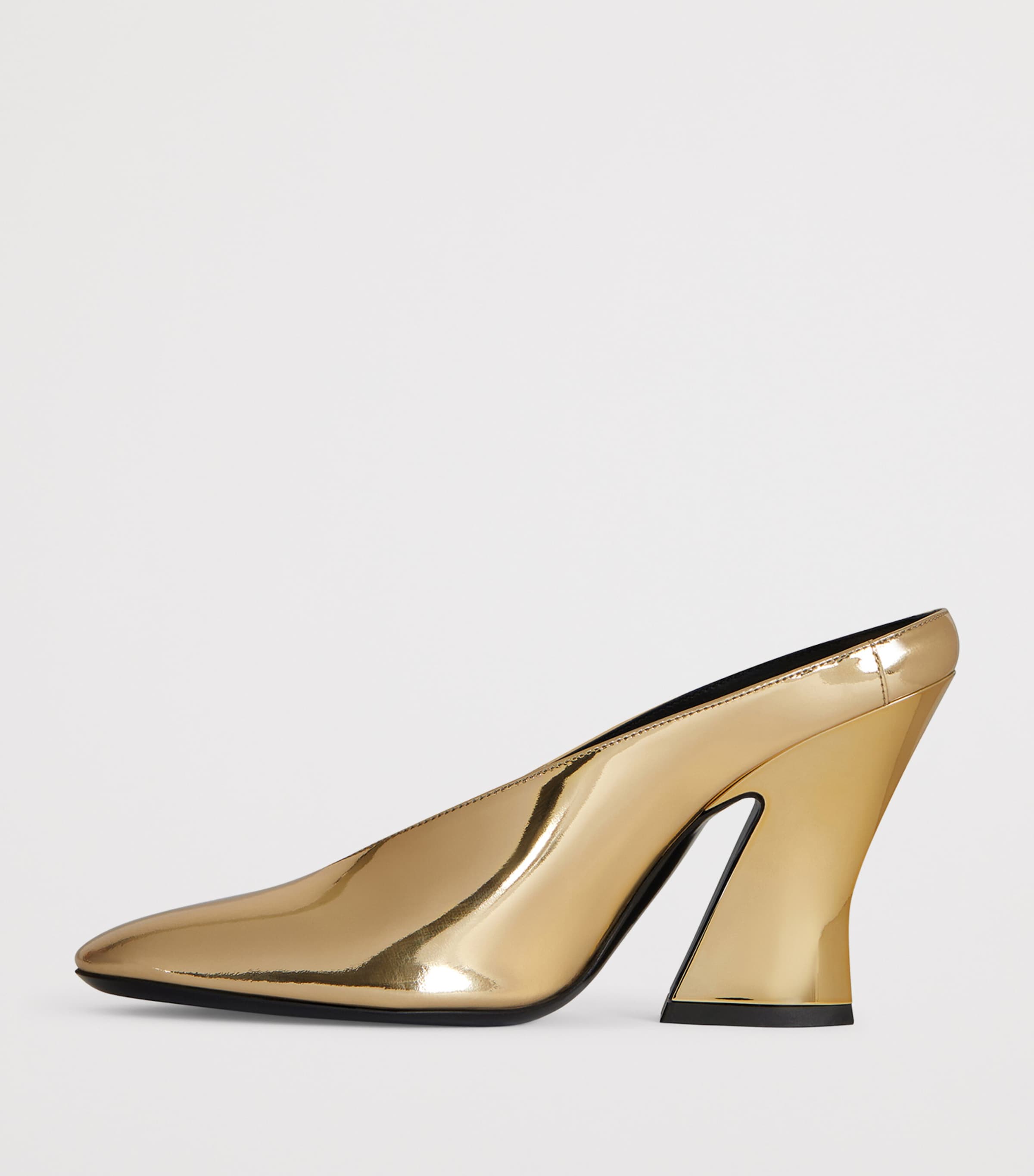 Patent Leather Sculptural Pumps 95 GOLDEN Image 3