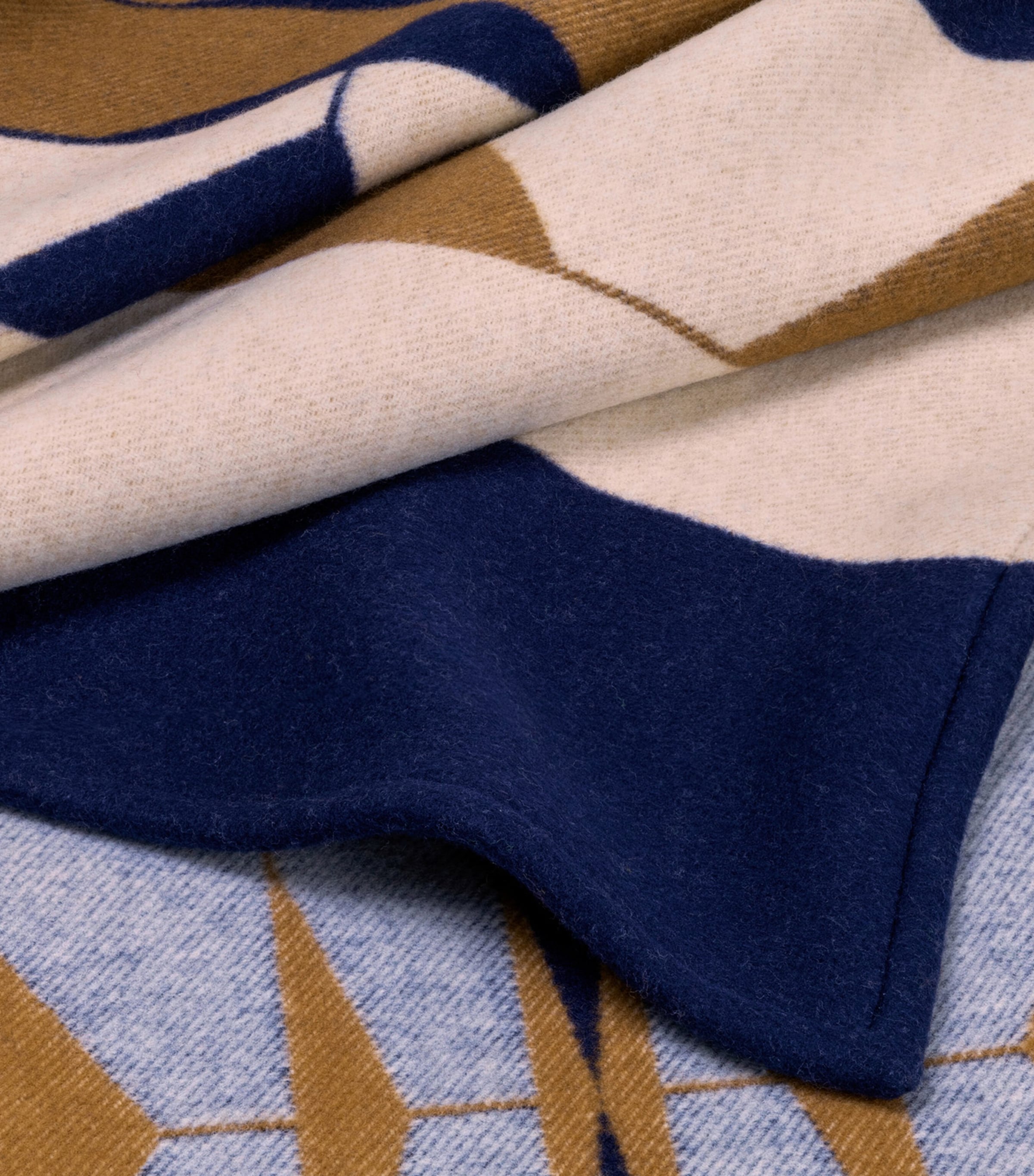 Wool-Cashmere Deco 001 Throw (135cm x 220cm) 2L25 - CREAM/BLUE Image 6